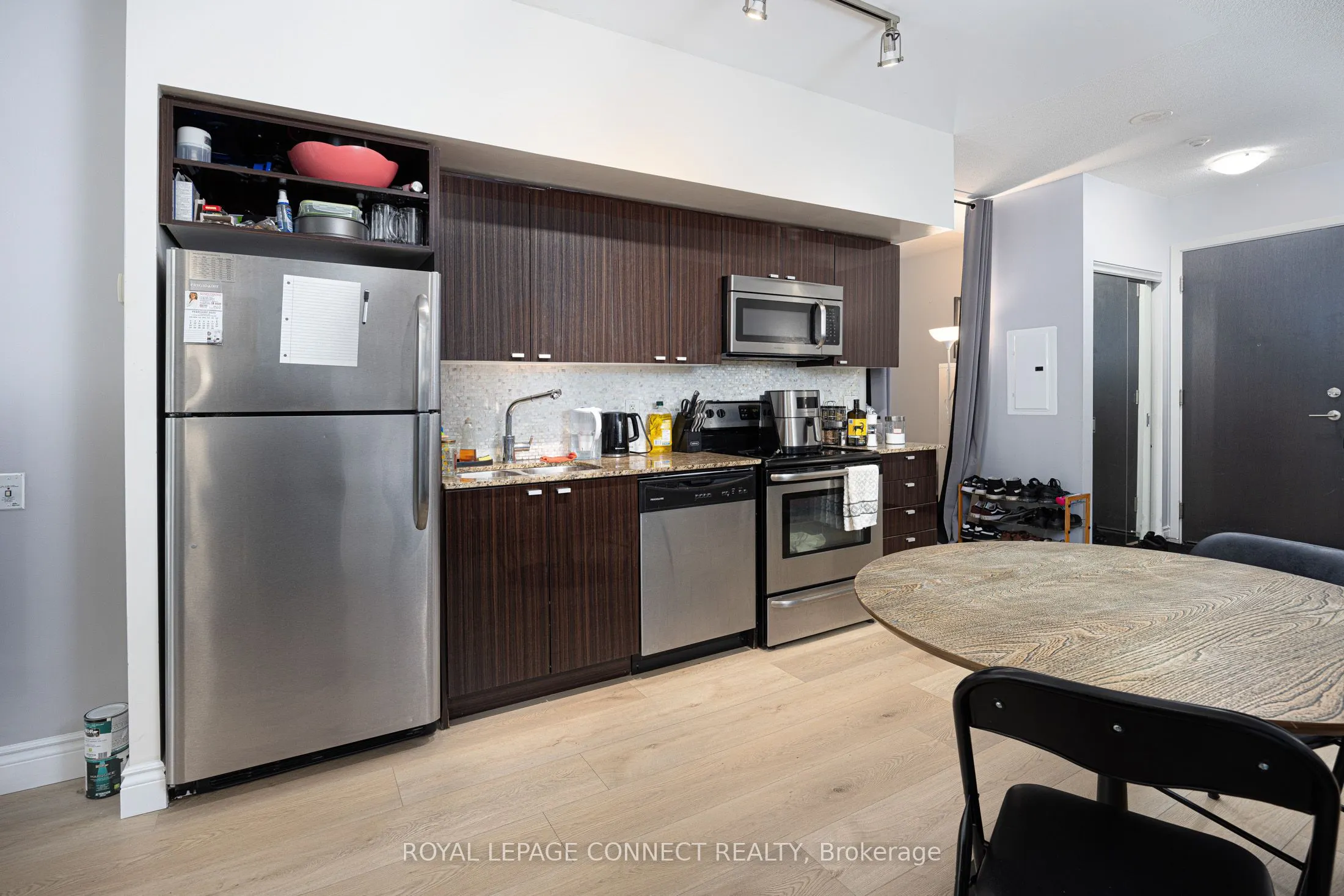 105 The Queensway, #1215