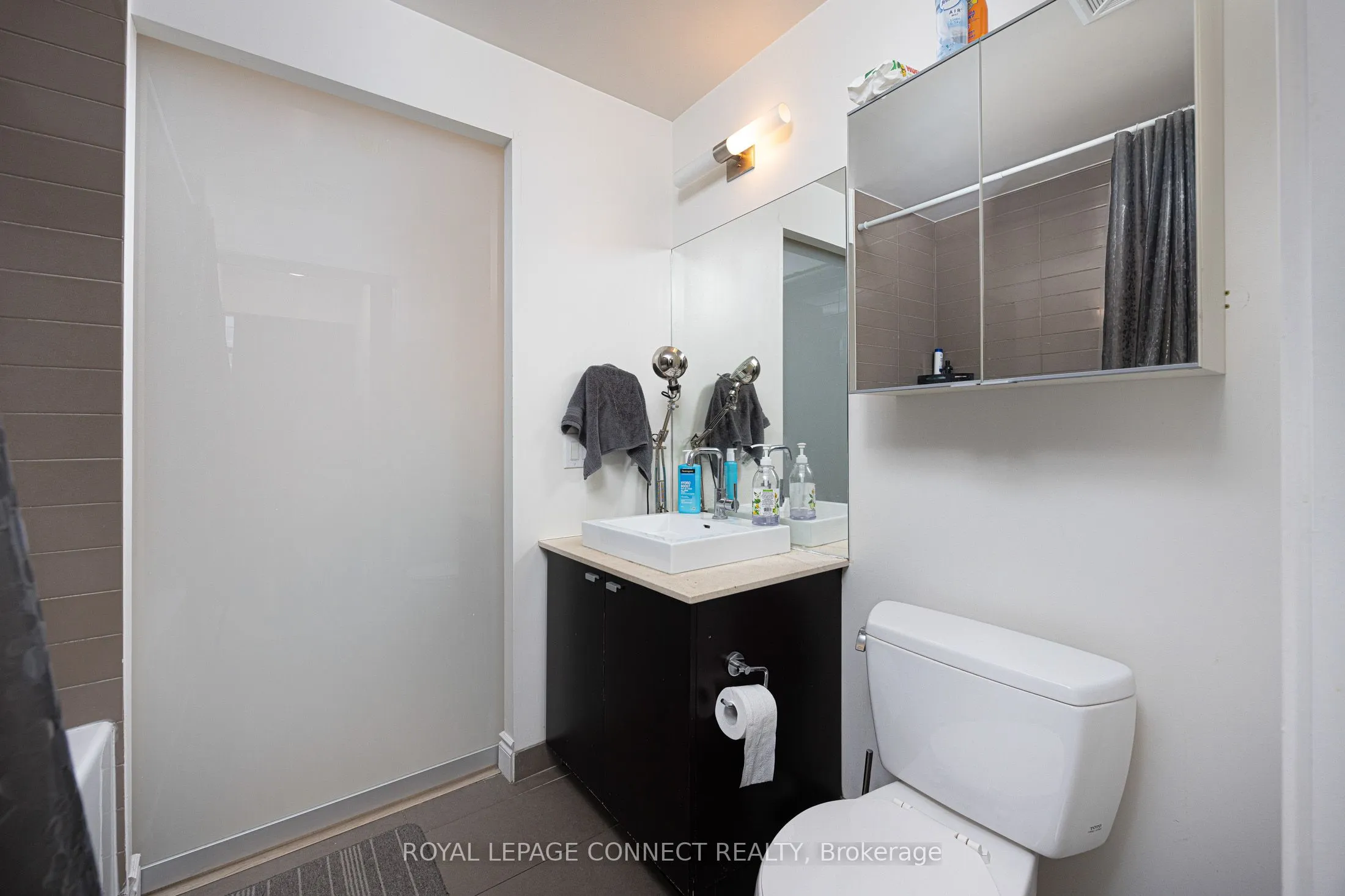 105 The Queensway, #1215