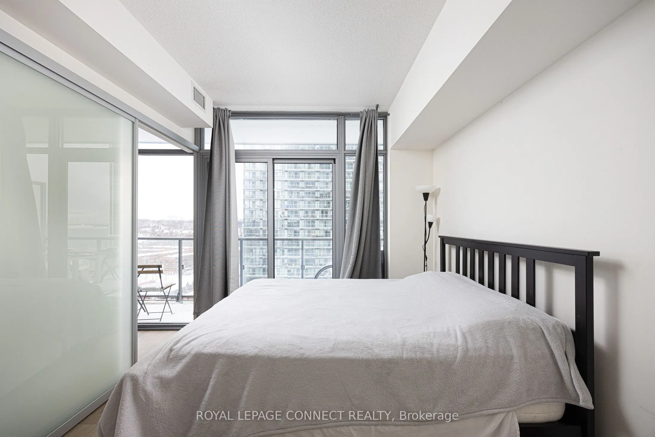 105 The Queensway, #1215