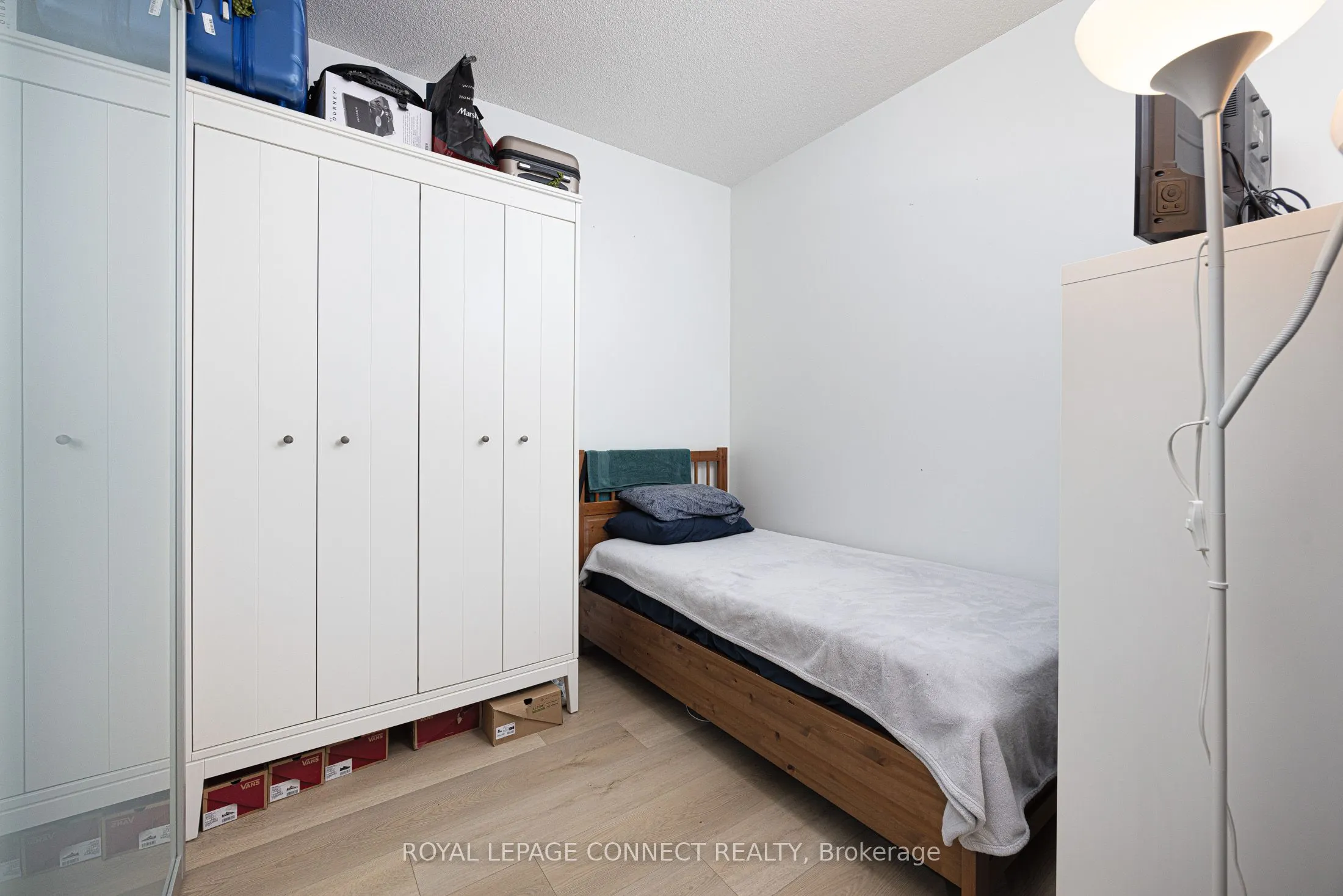 105 The Queensway, #1215