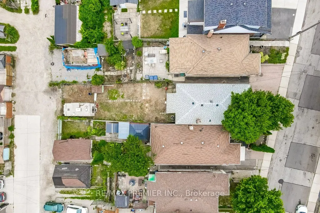 16 Porter Avenue