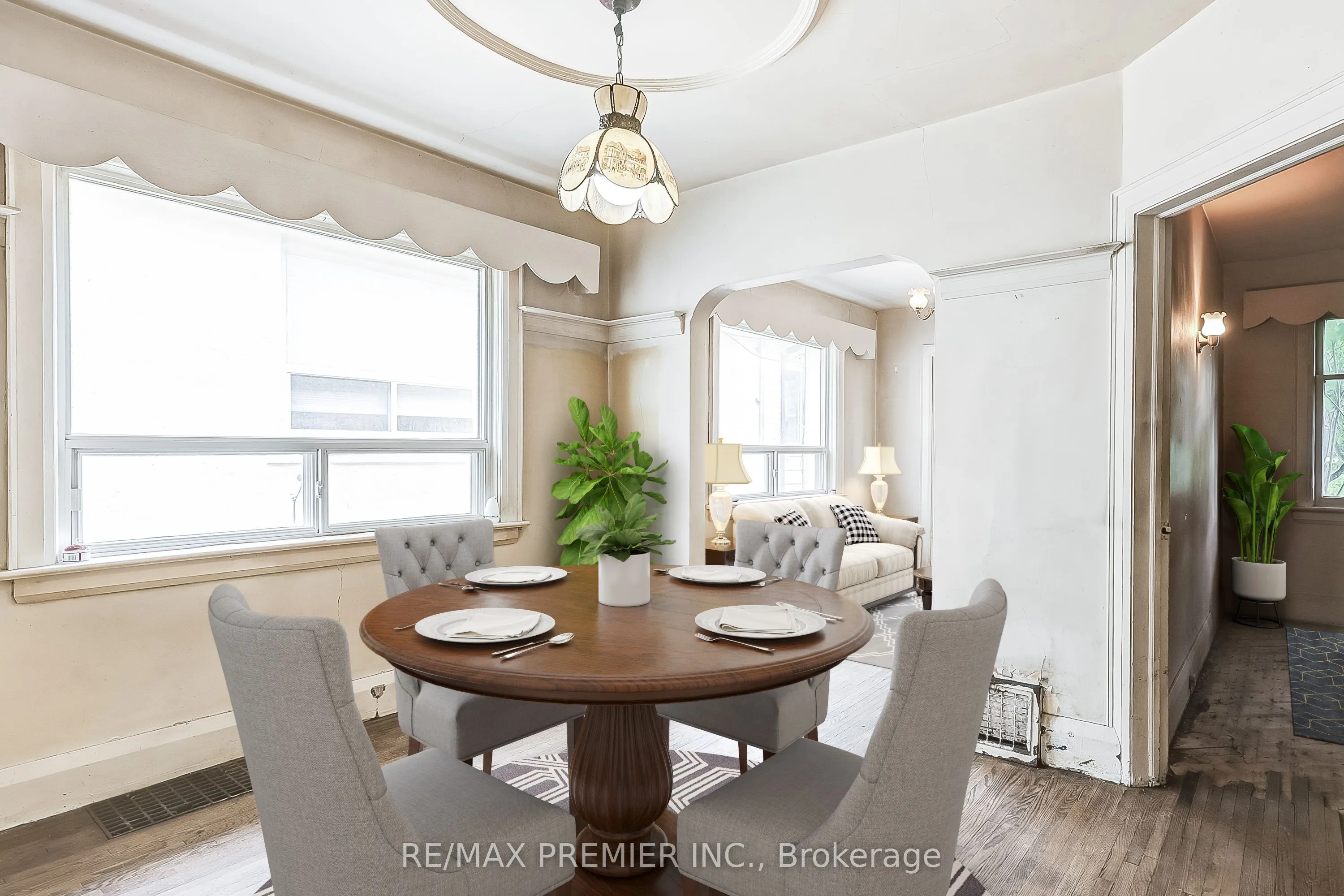 16 Porter Avenue
