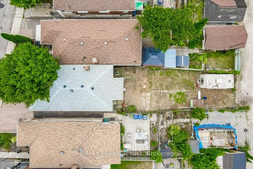 16 Porter Avenue