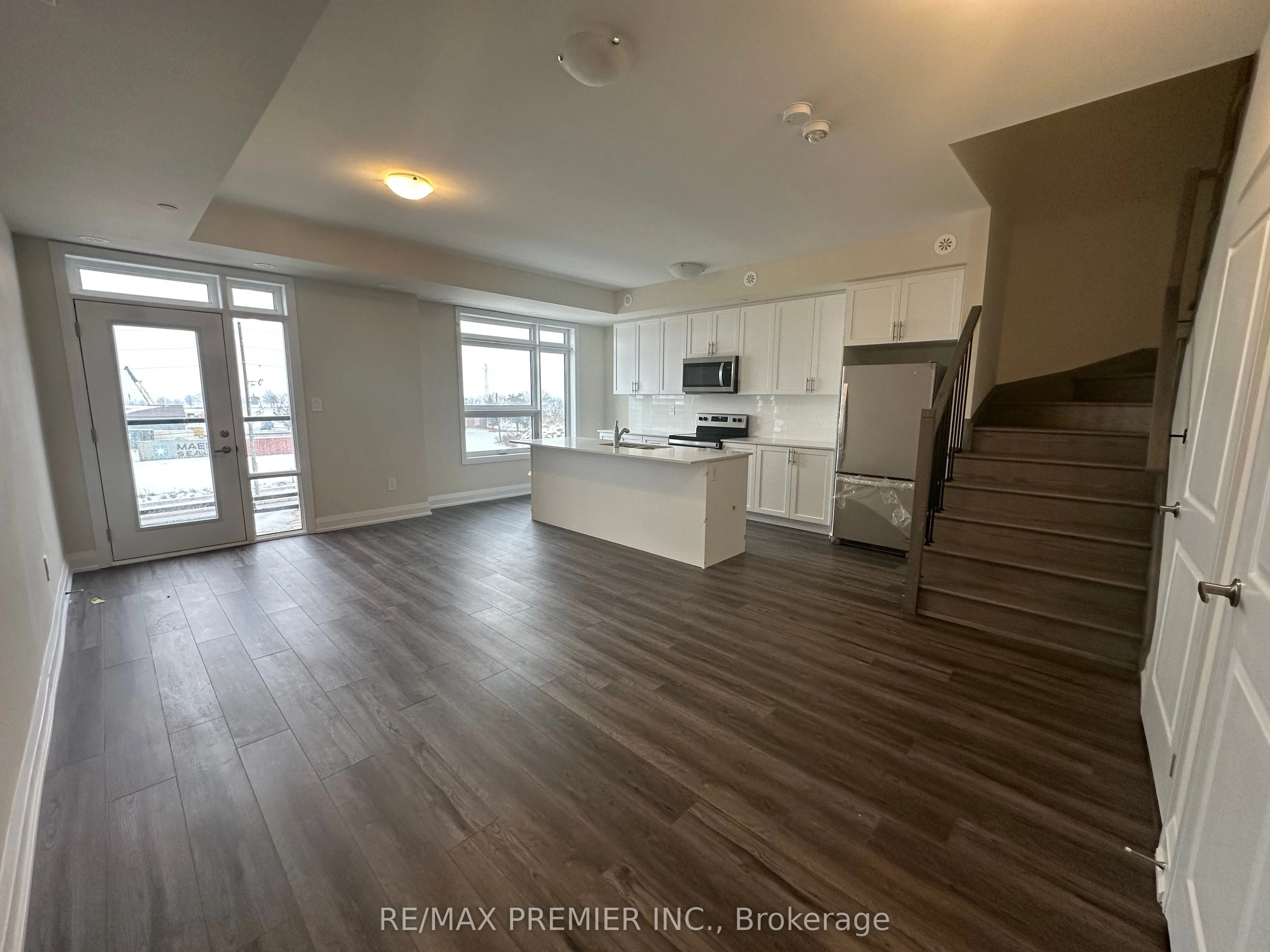 1581 Rose Way, #104