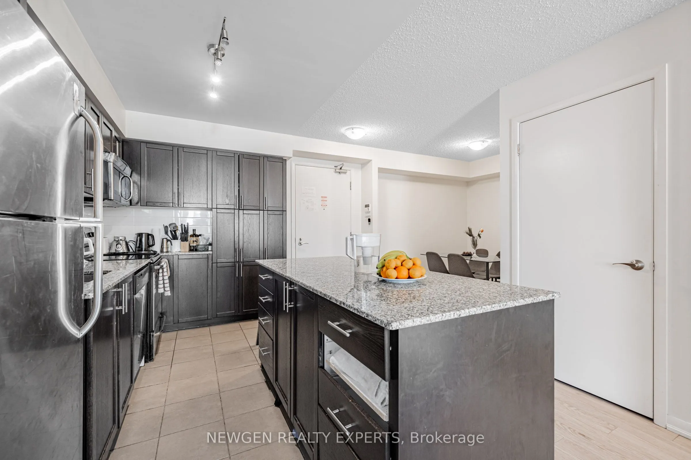 800 Lawrence Avenue W, #704