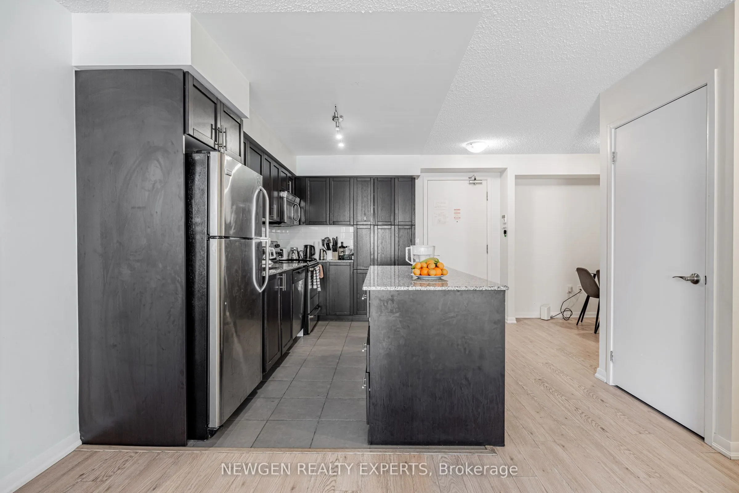 800 Lawrence Avenue W, #704