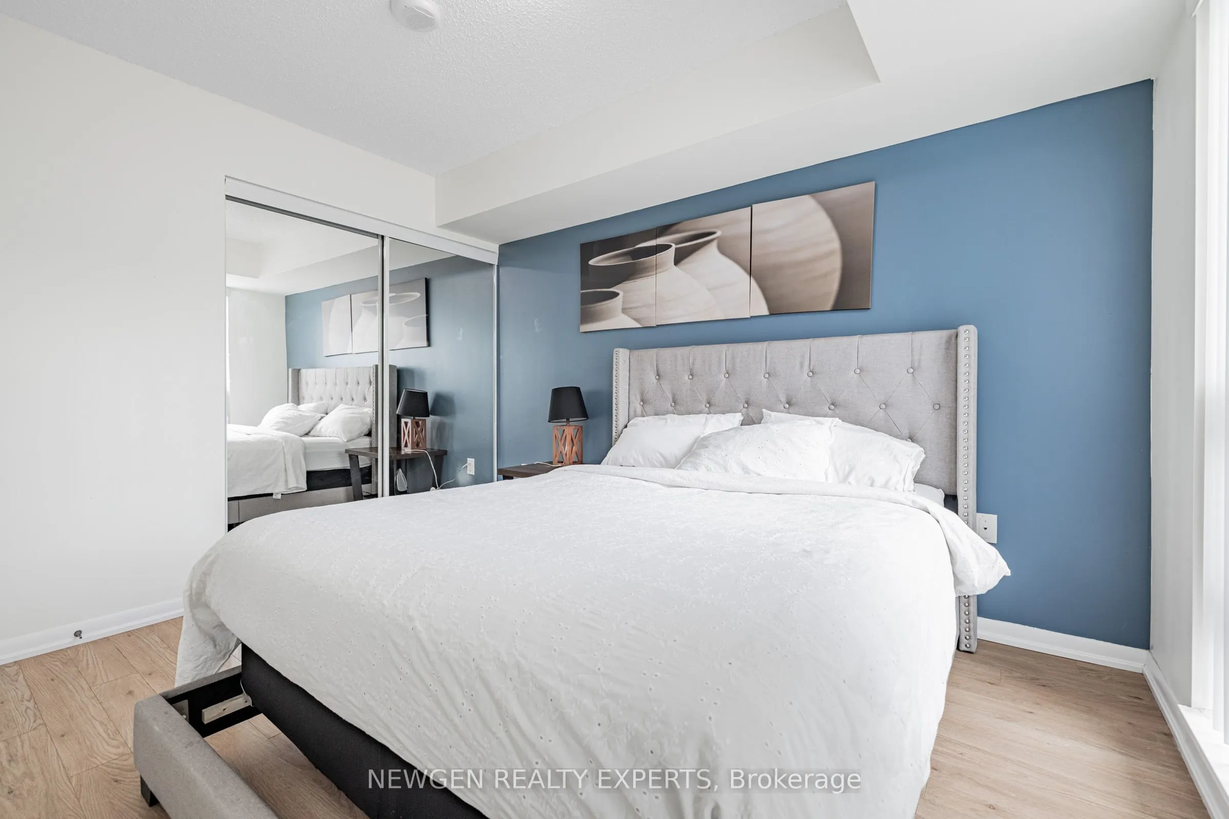800 Lawrence Avenue W, #704