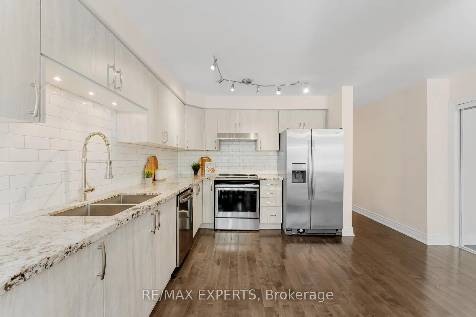 7267 FRONTIER Ridge