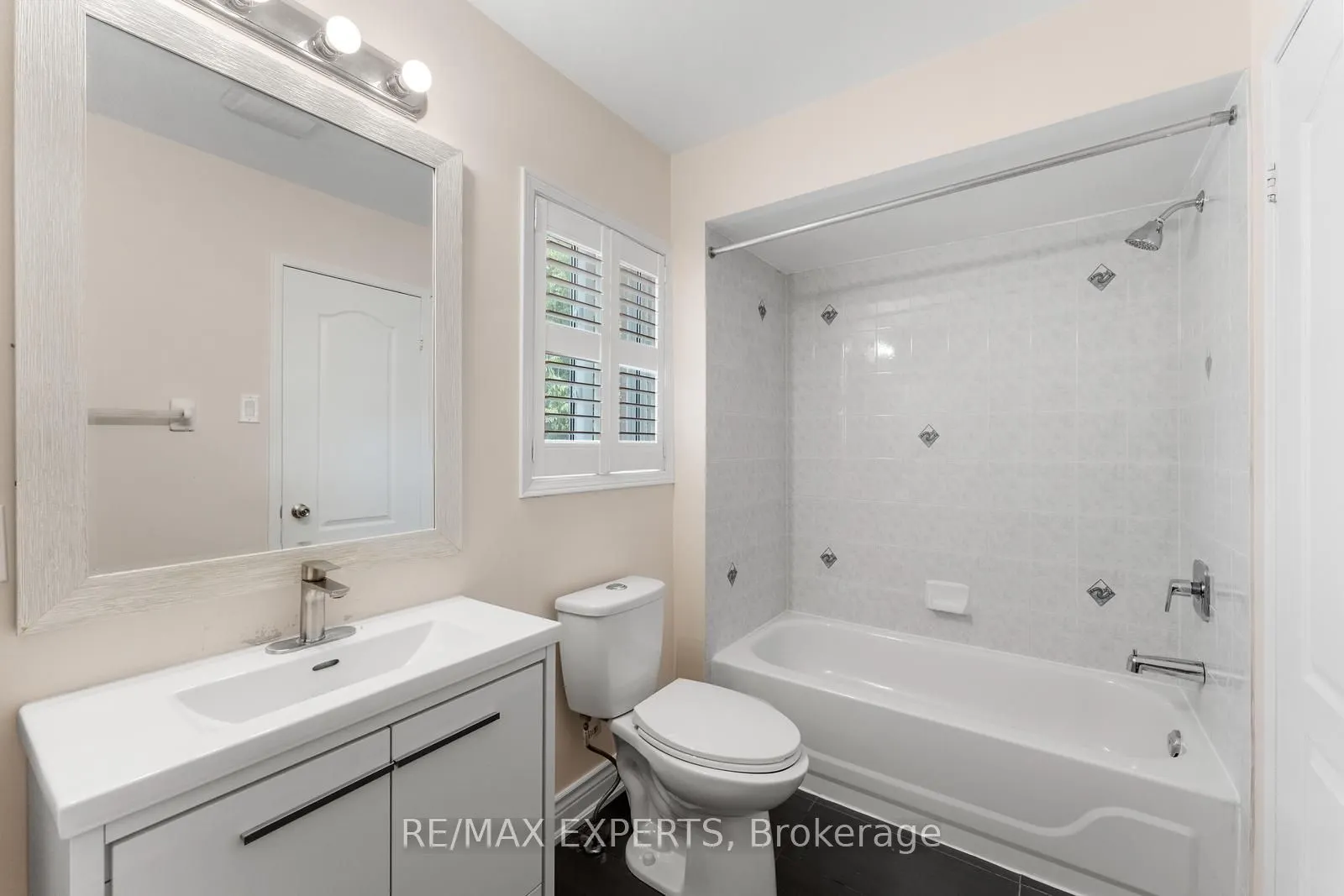 7267 FRONTIER Ridge