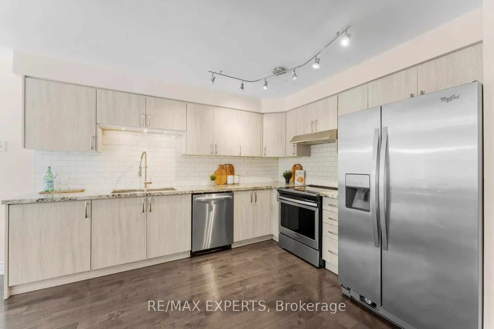 7267 FRONTIER Ridge
