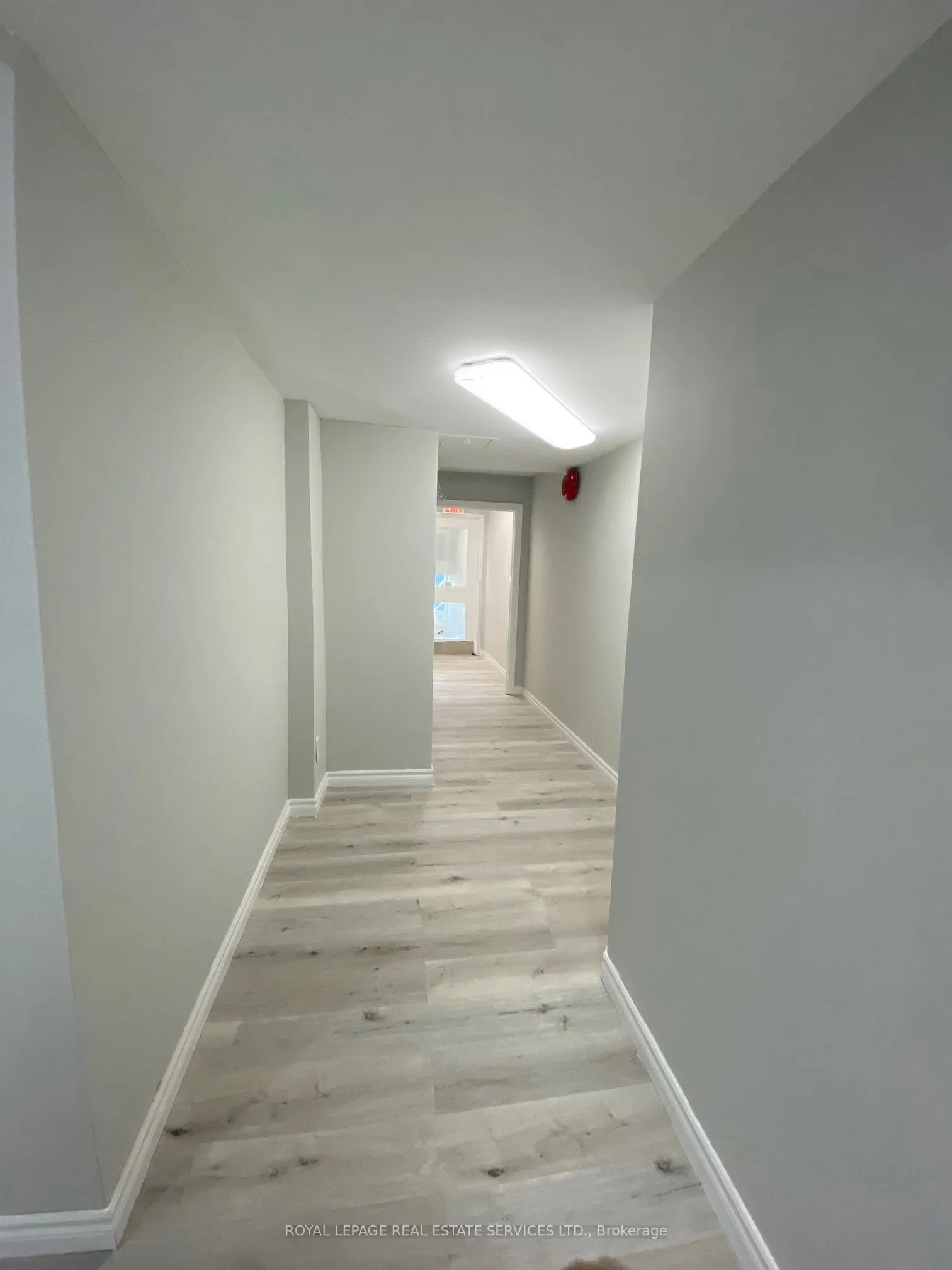 238 Queen Street S