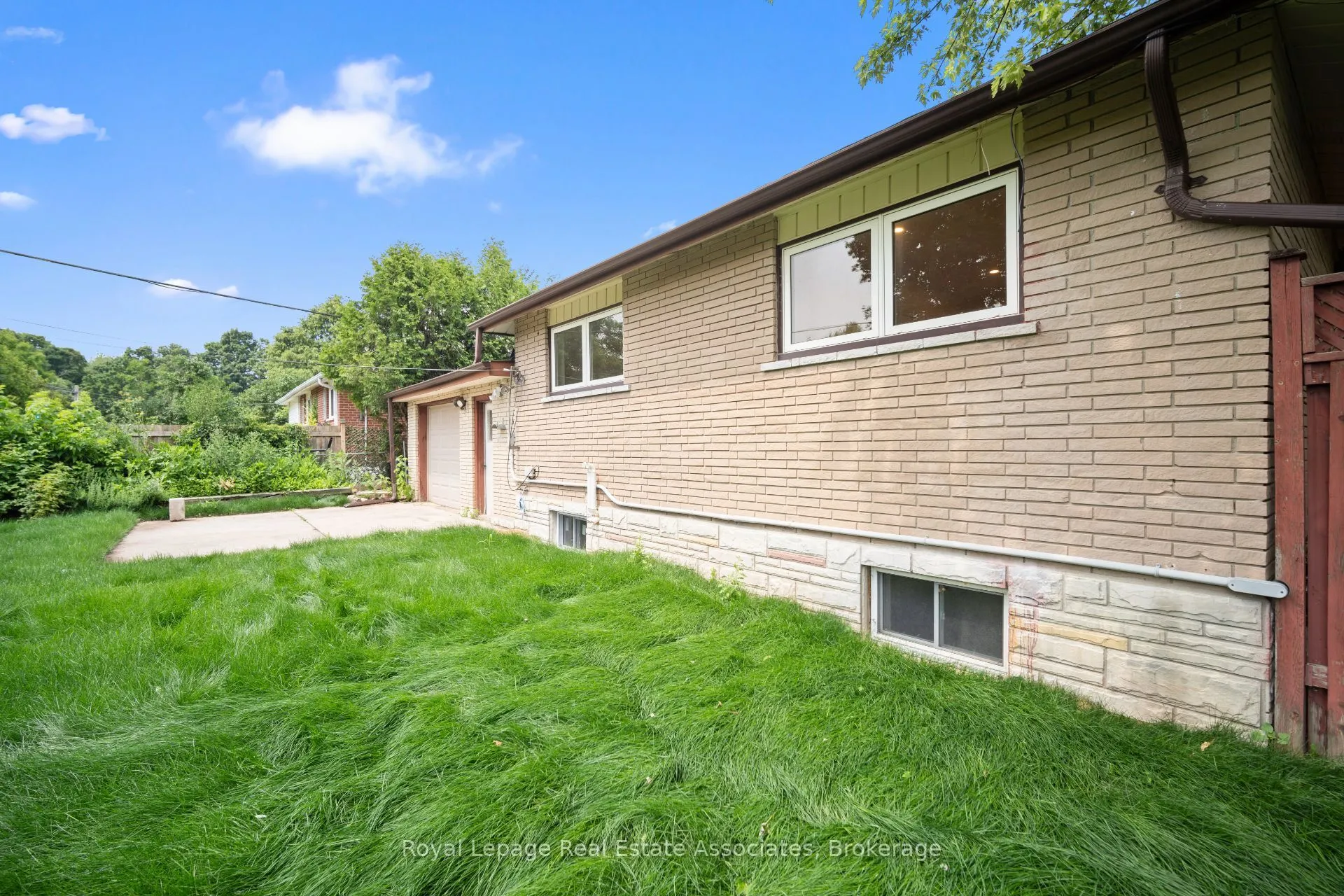 168 Tidey Avenue