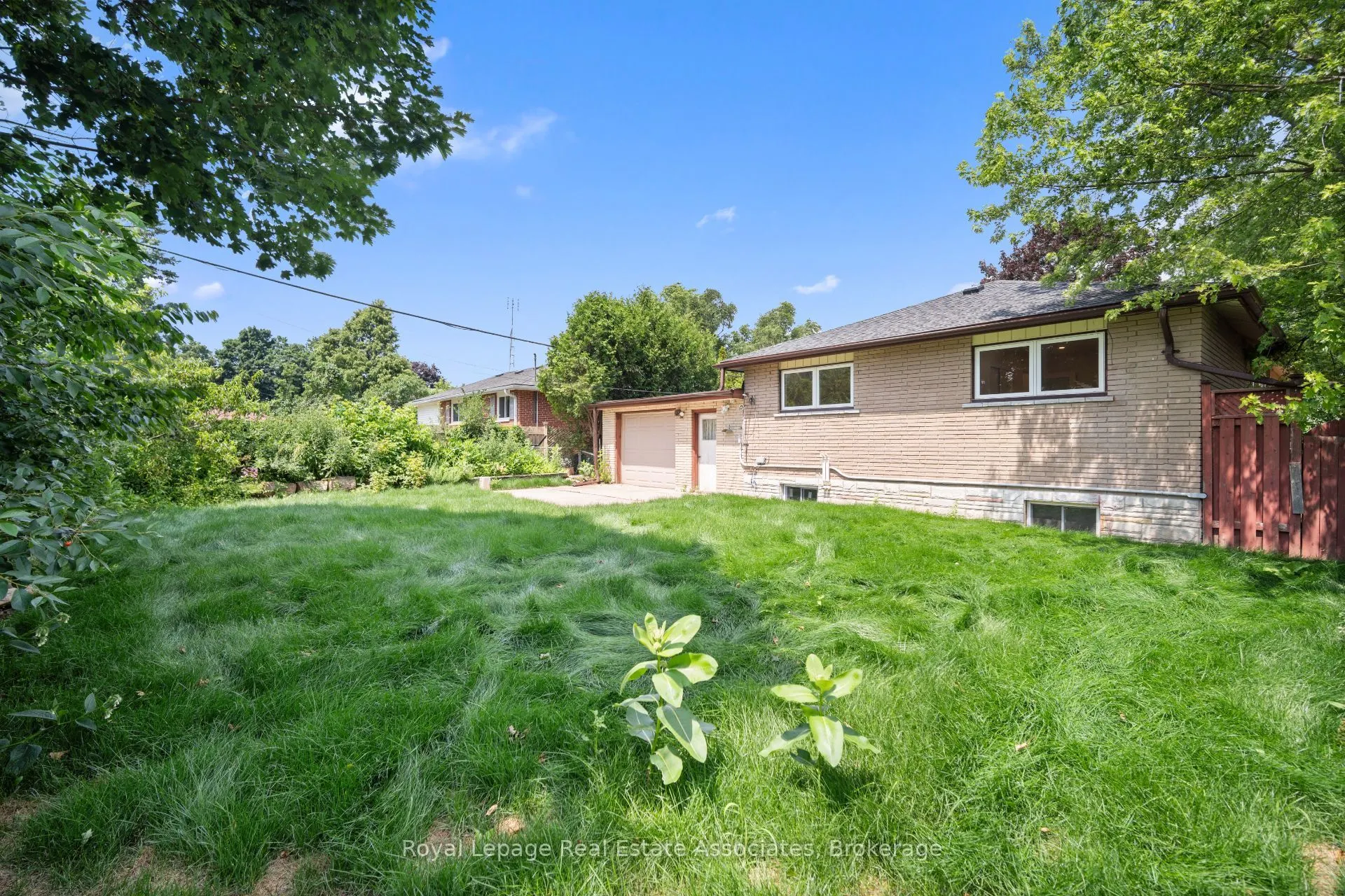 168 Tidey Avenue