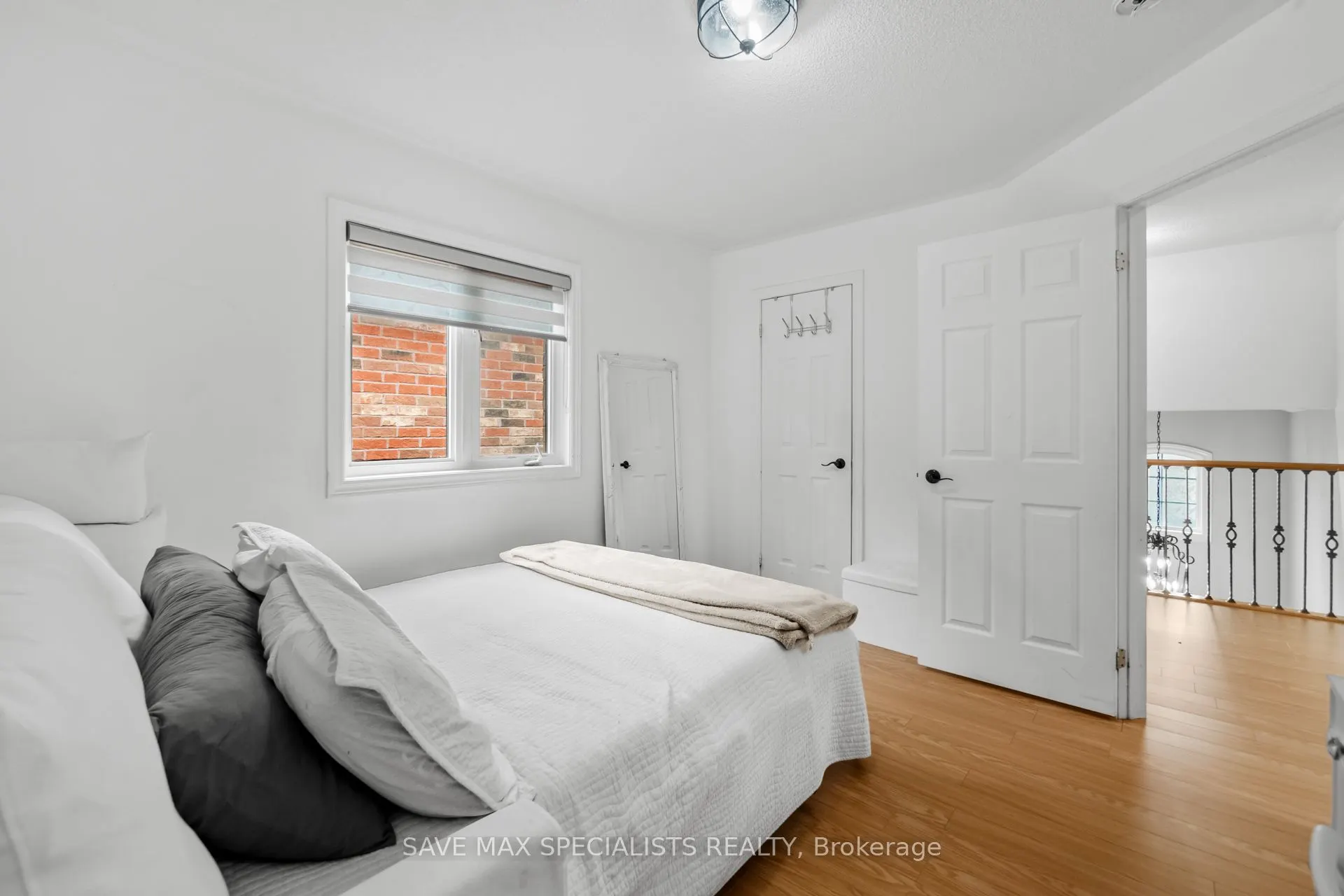 21 Isaac Devins Boulevard
