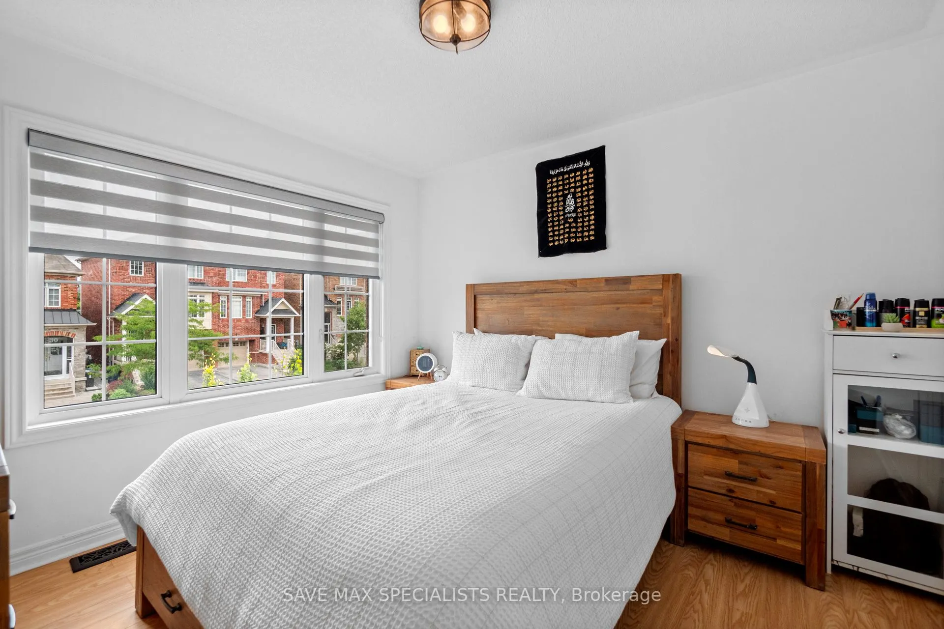 21 Isaac Devins Boulevard