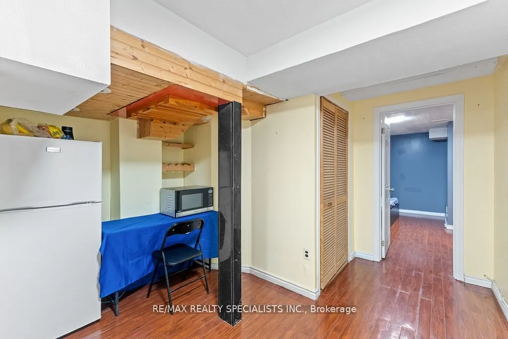 8 Coachwhip Road