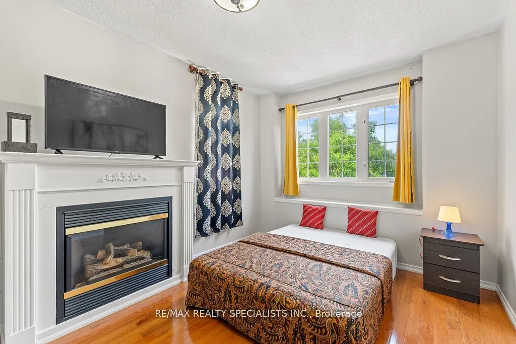 8 Coachwhip Road