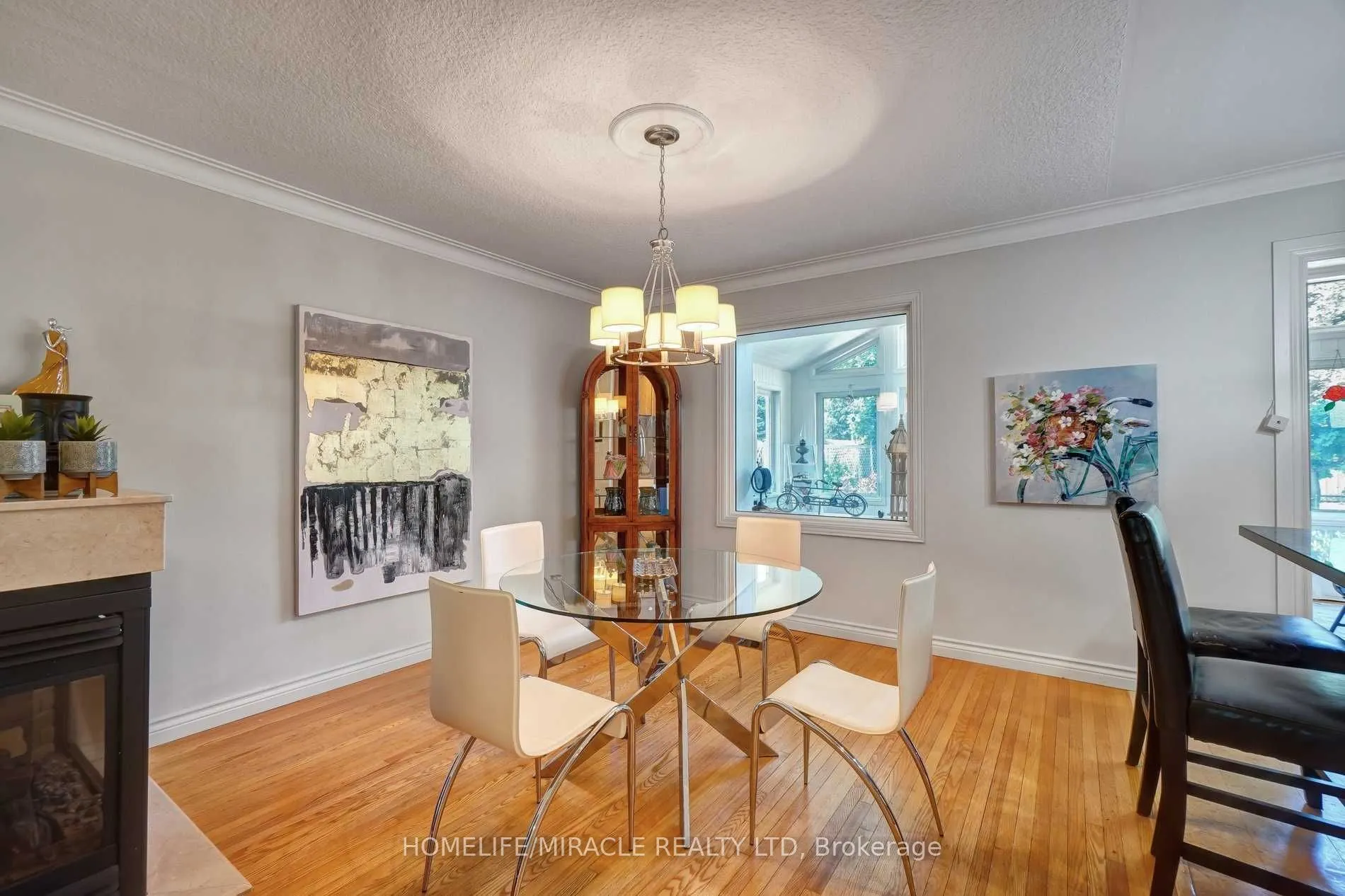 16 Plainsman Road
