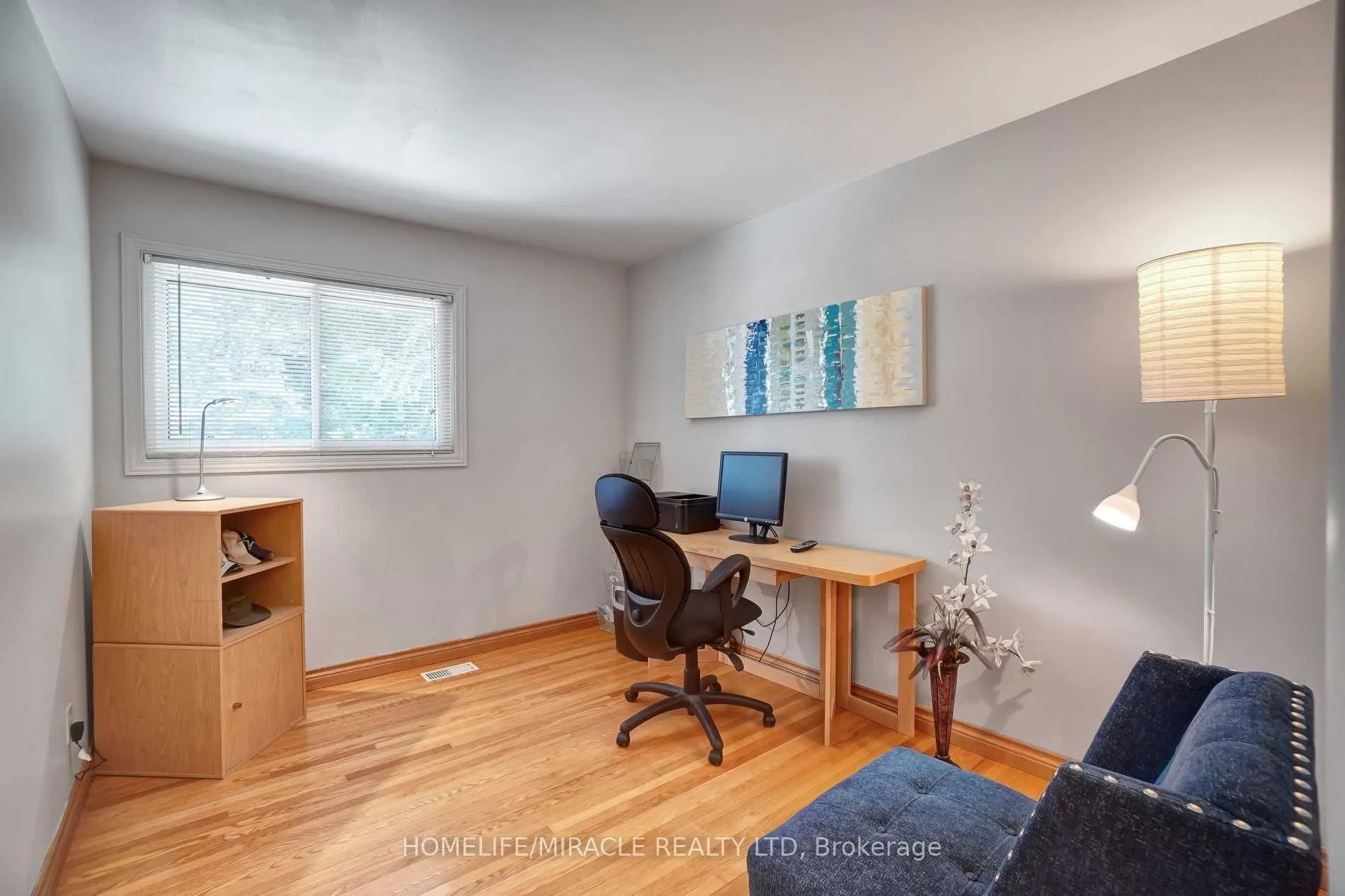 16 Plainsman Road