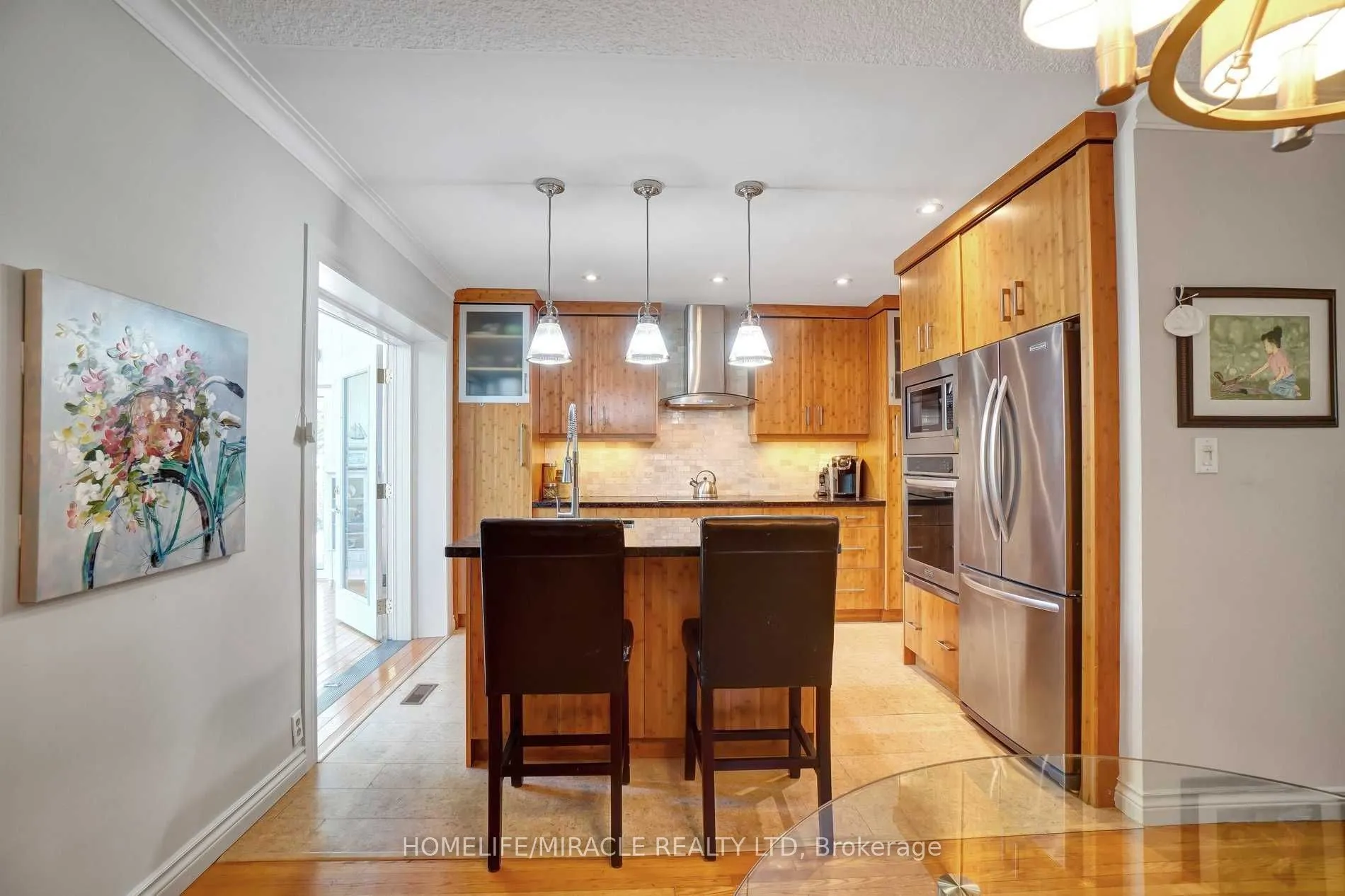 16 Plainsman Road