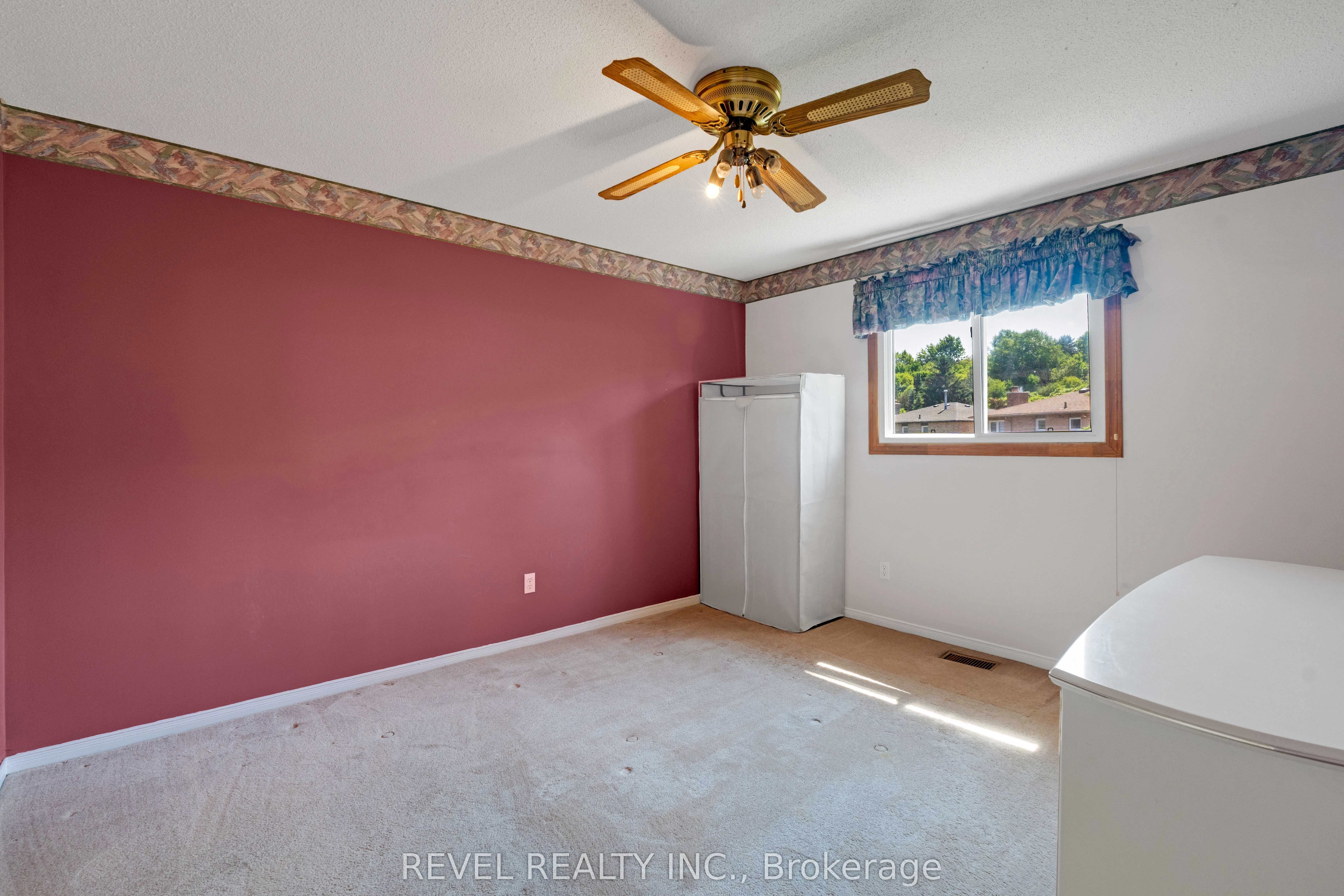 42 Deer Valley Drive
