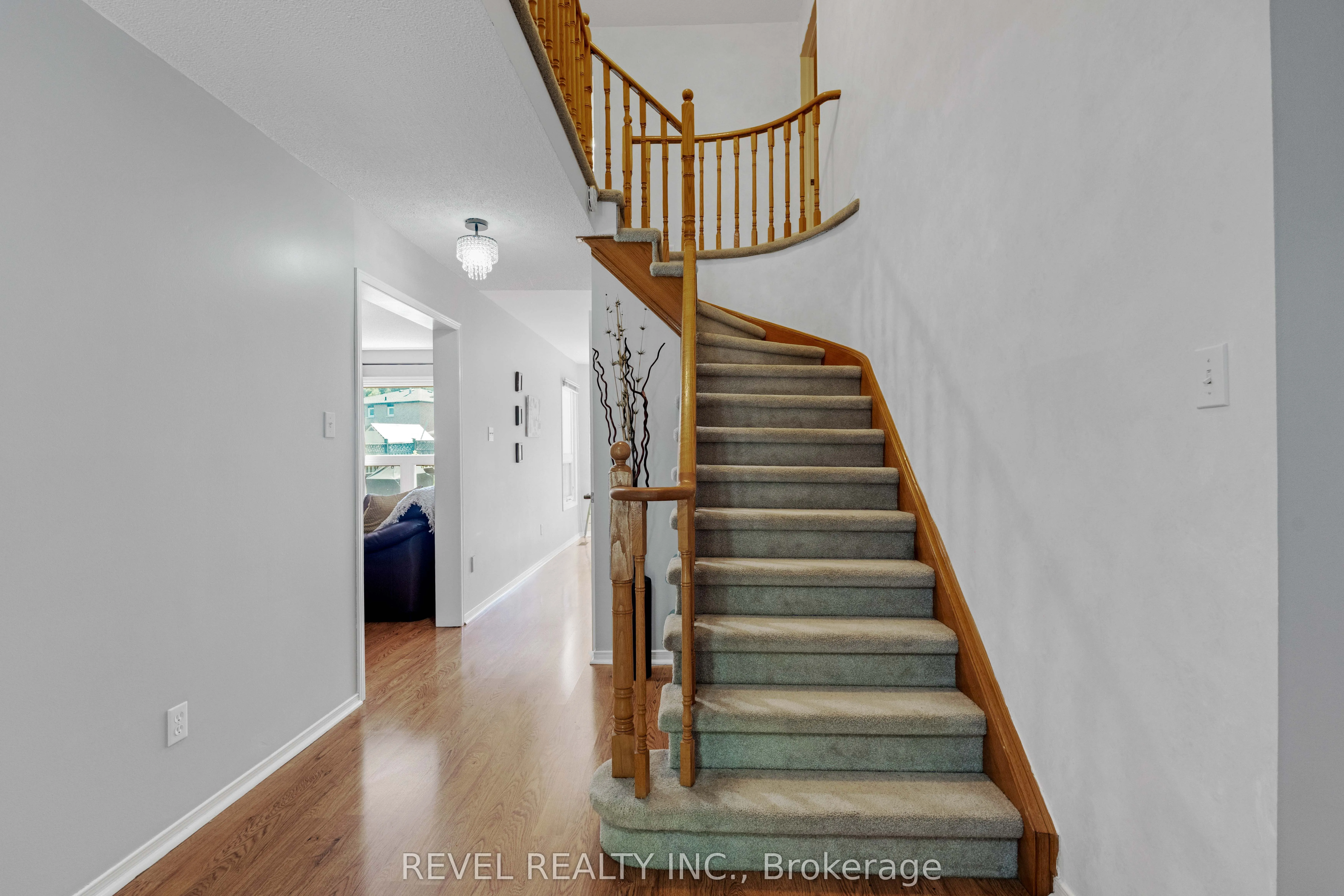 42 Deer Valley Drive