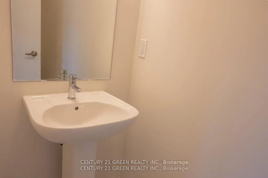 142 Landsbridge Street