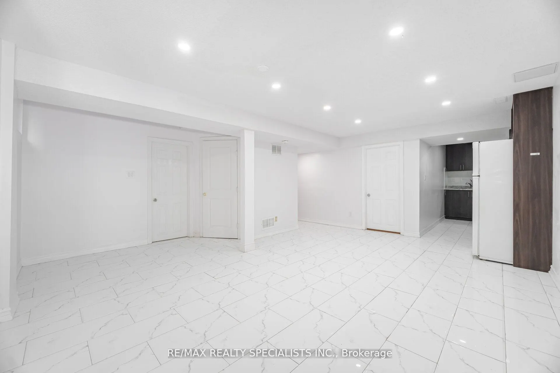 8 Goreridge Crescent