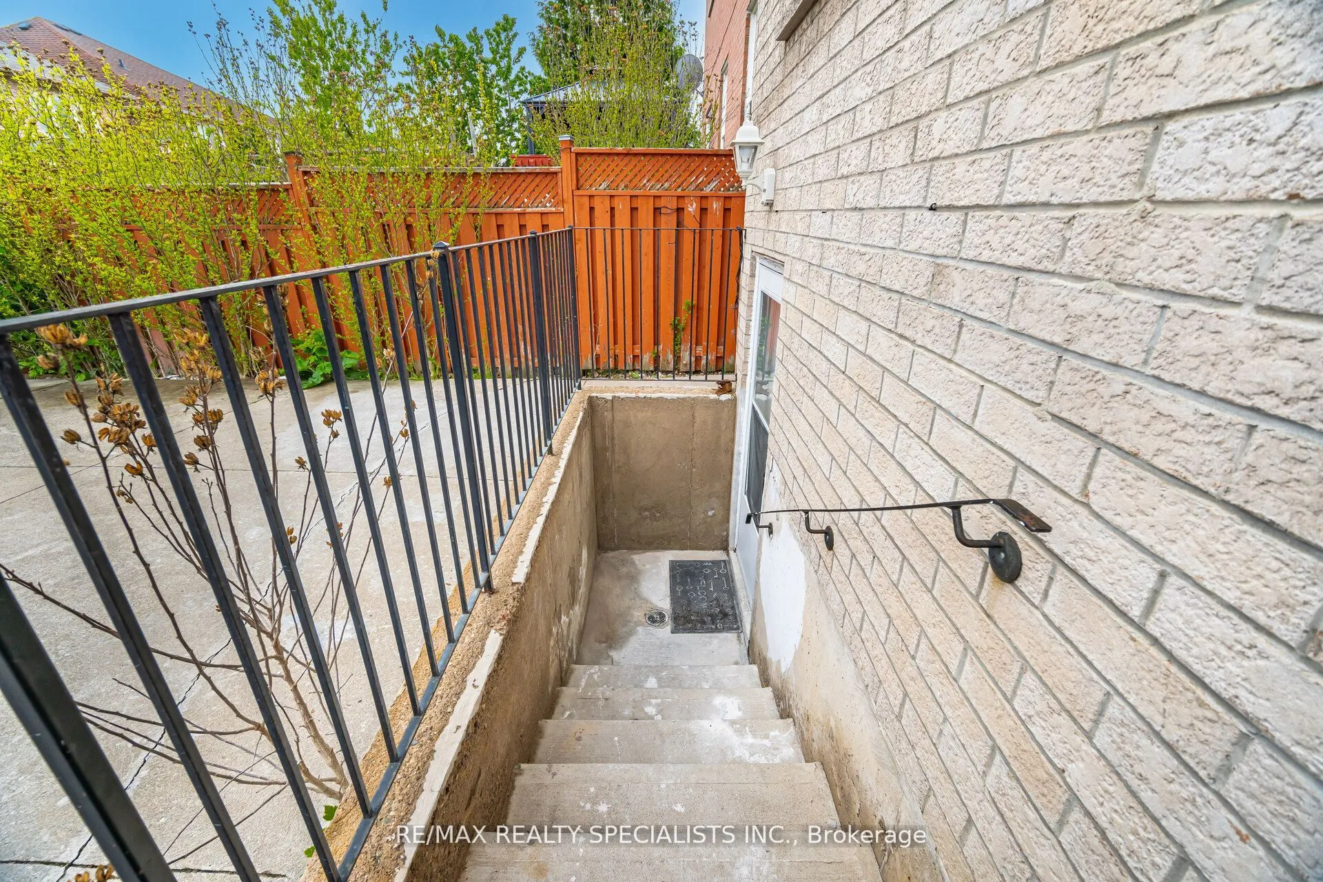 8 Goreridge Crescent