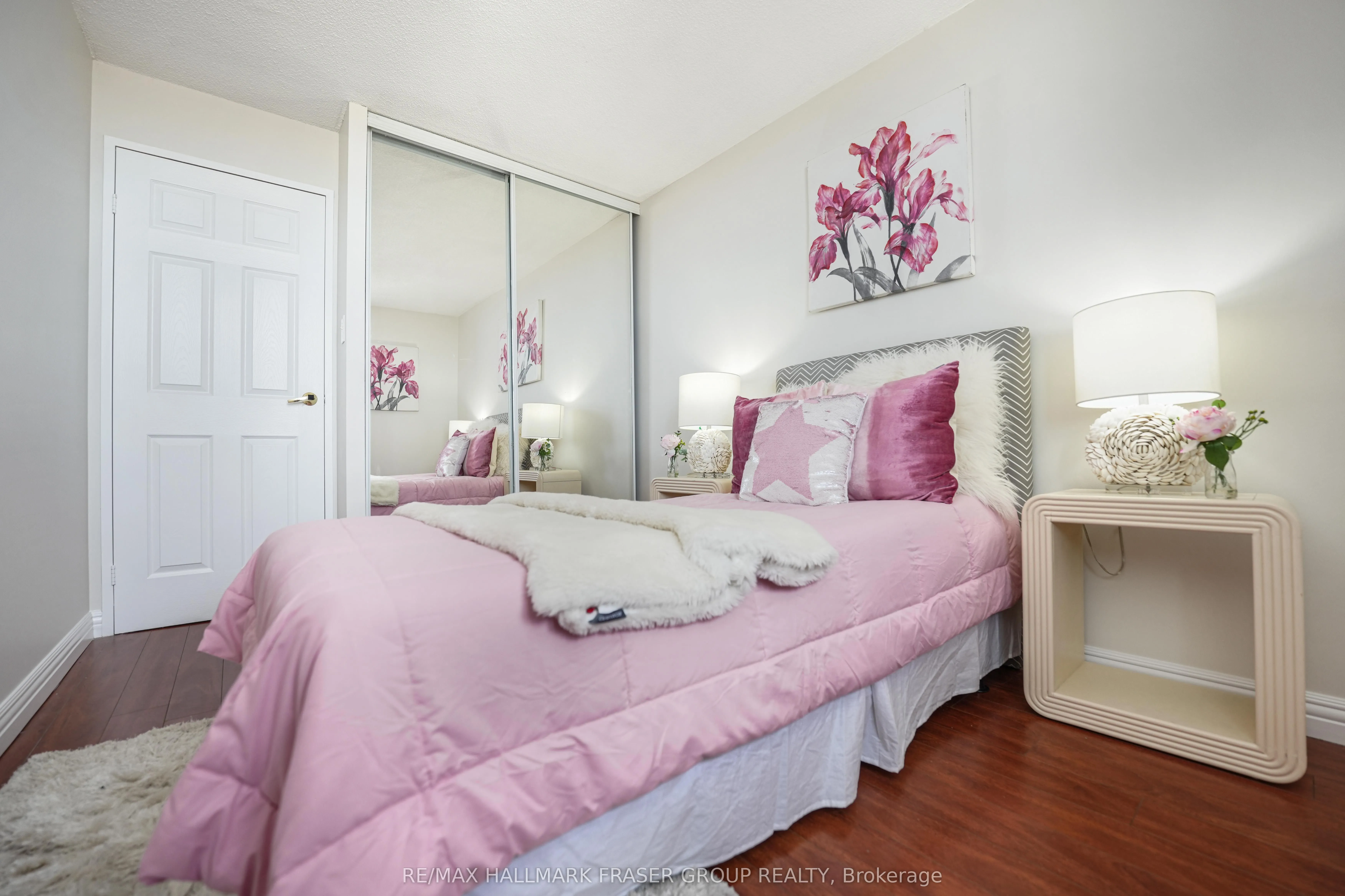 3845 Lake Shore Boulevard W, #1111