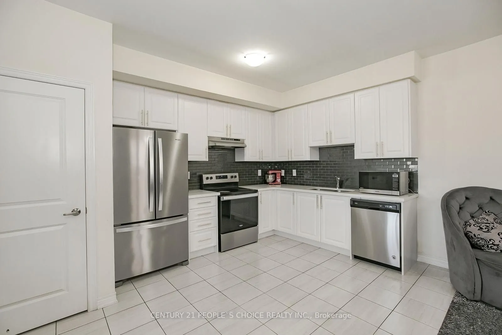90 Hashmi Place