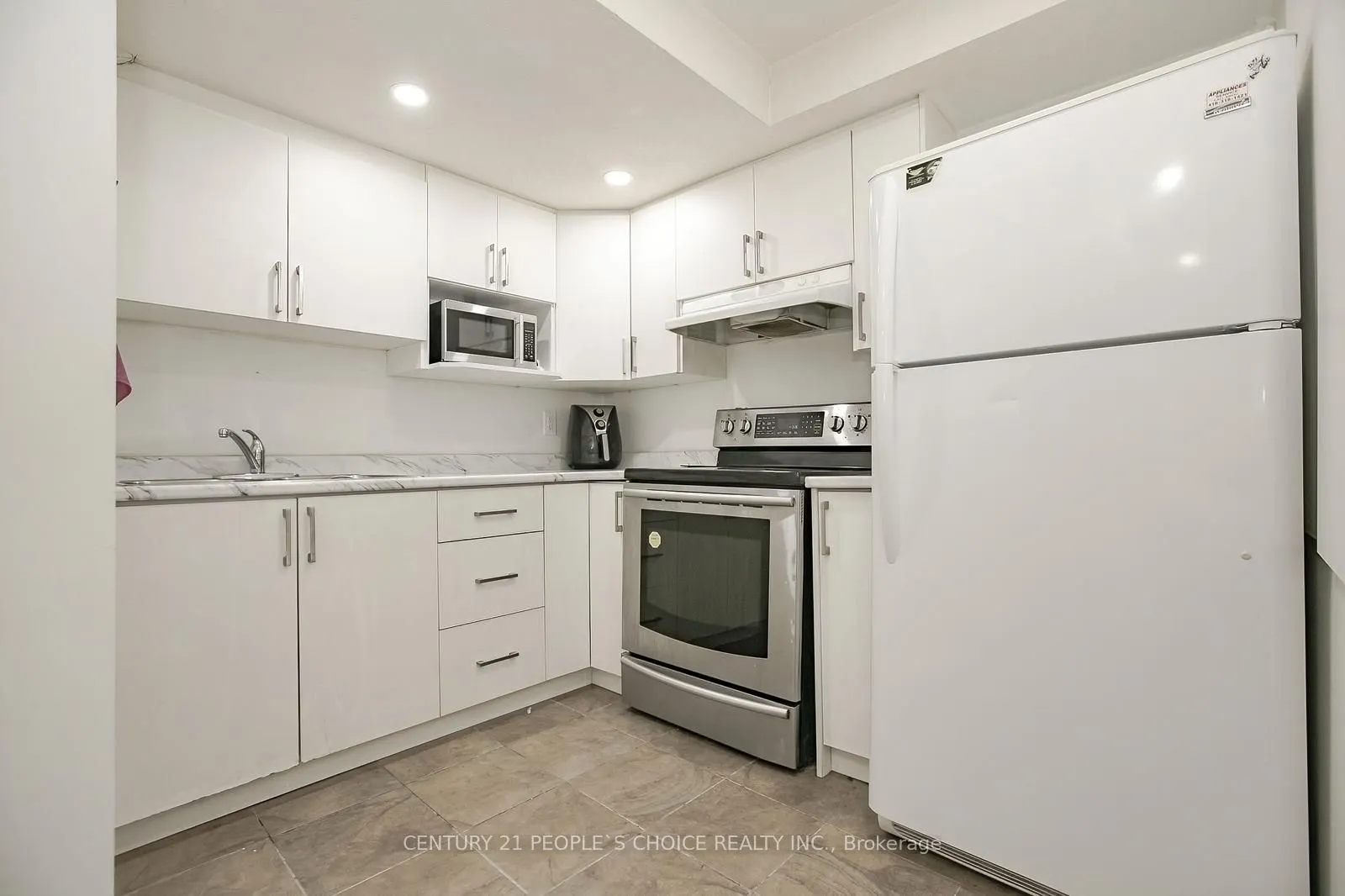 90 Hashmi Place