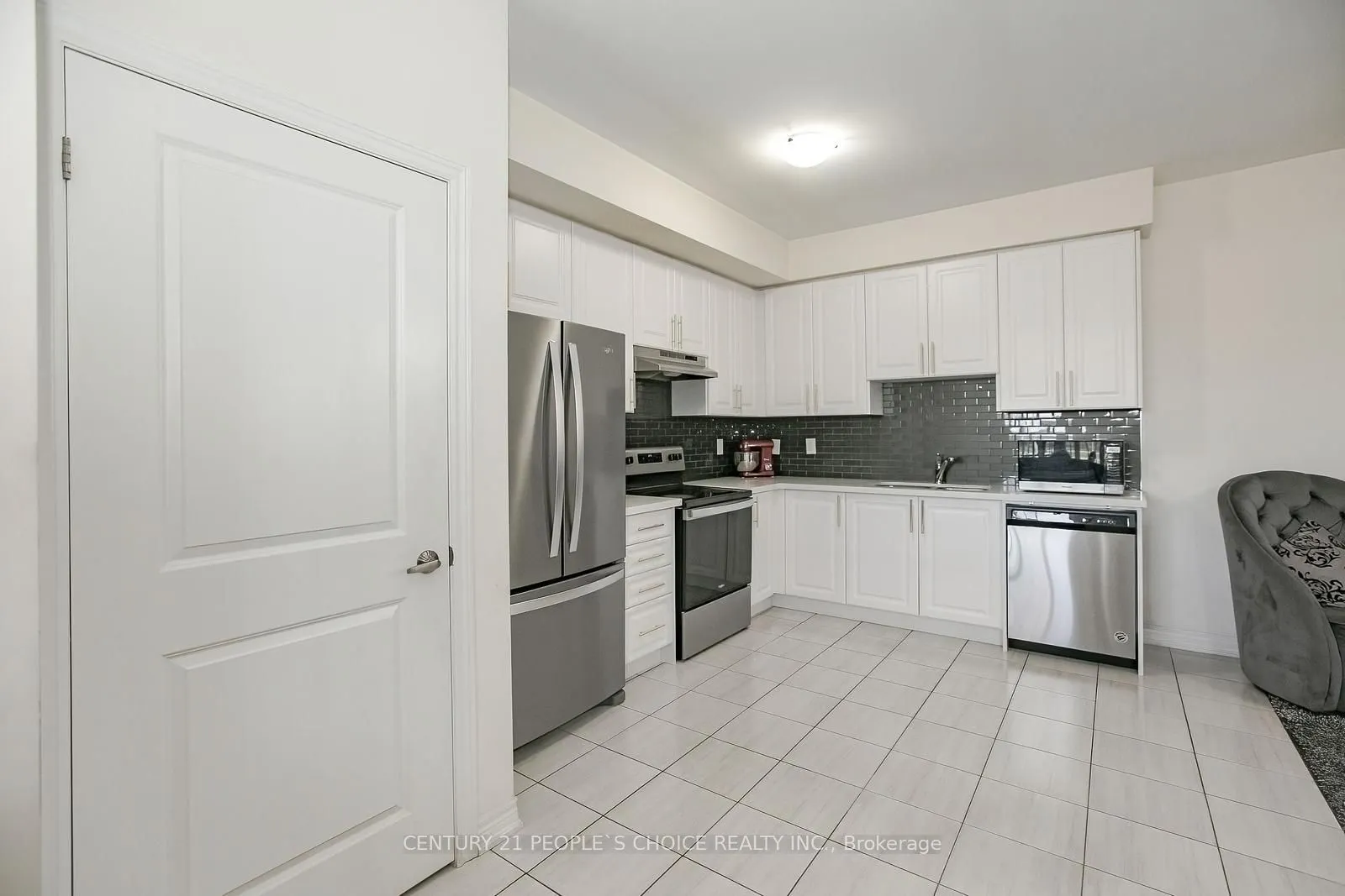 90 Hashmi Place