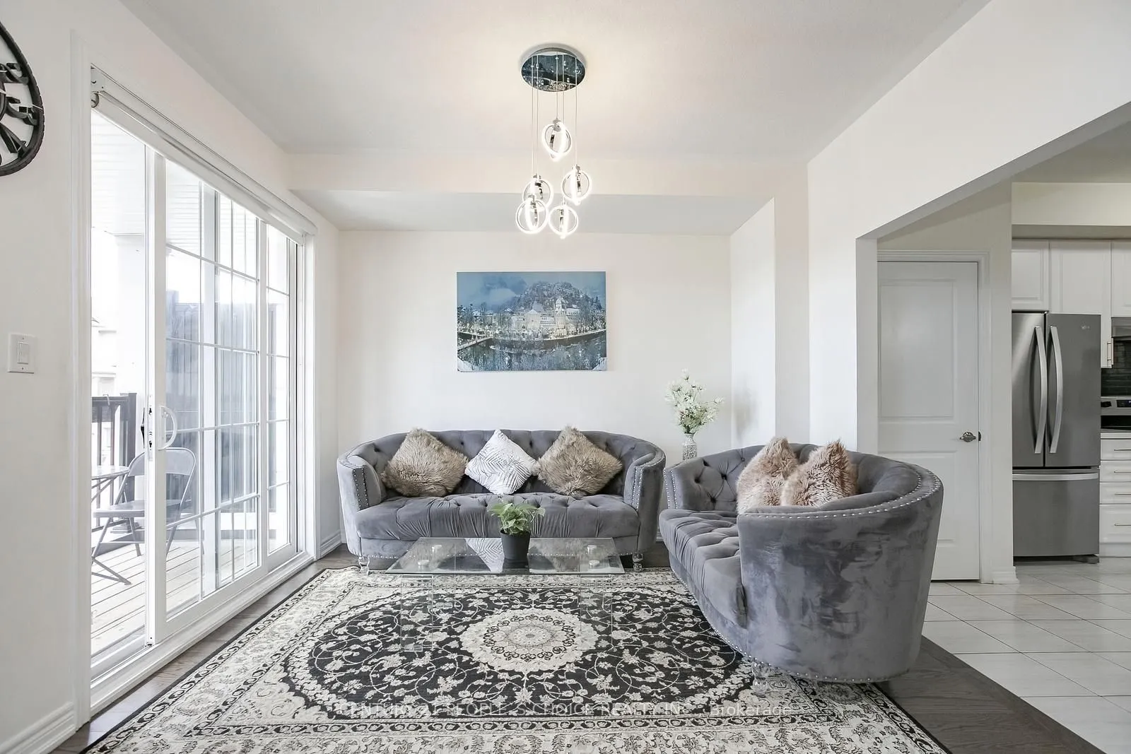 90 Hashmi Place