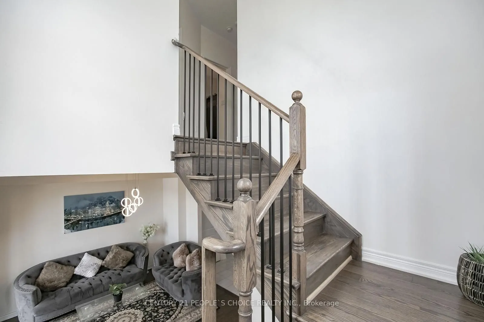 90 Hashmi Place