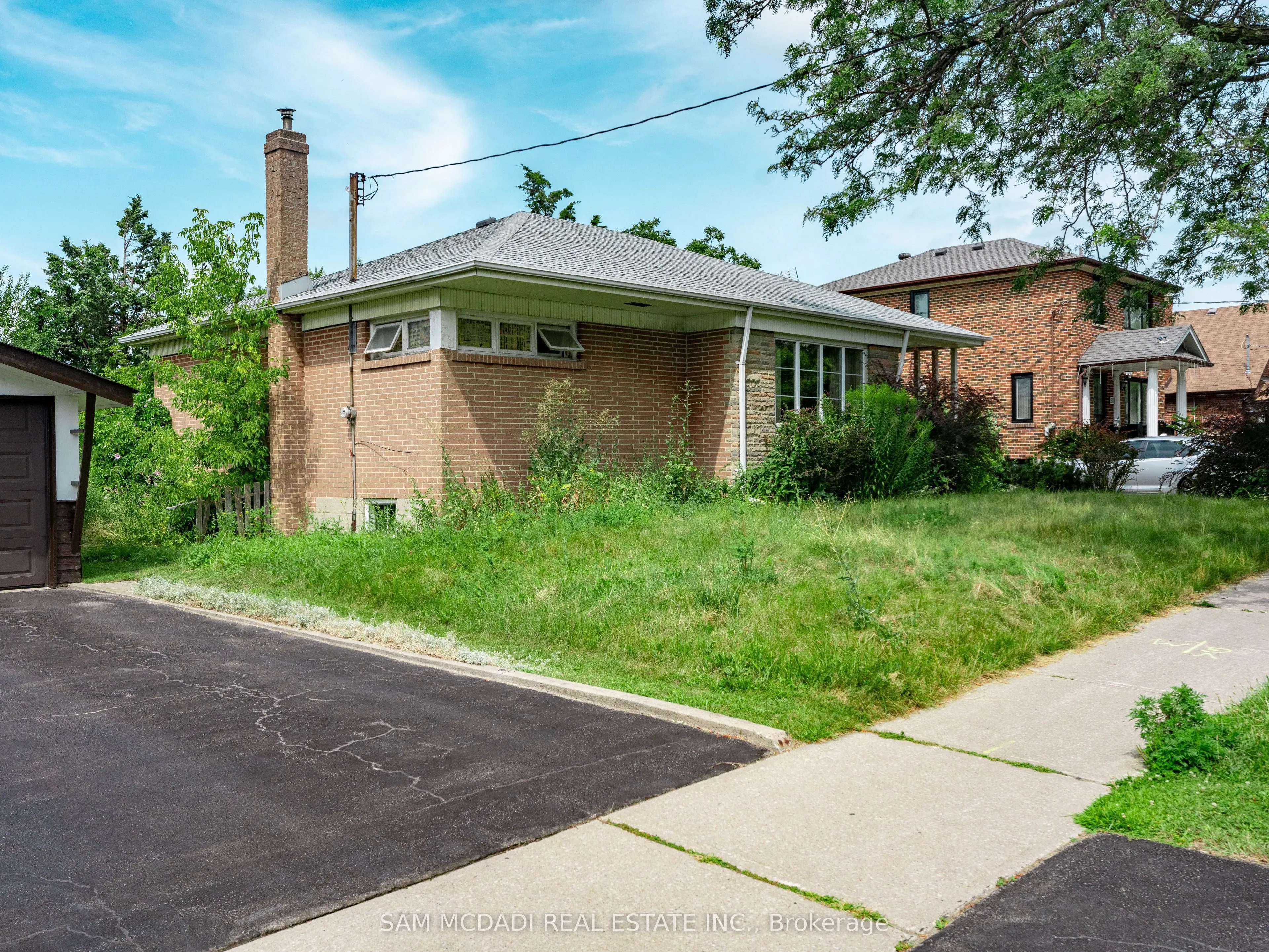 34 Highview Avenue