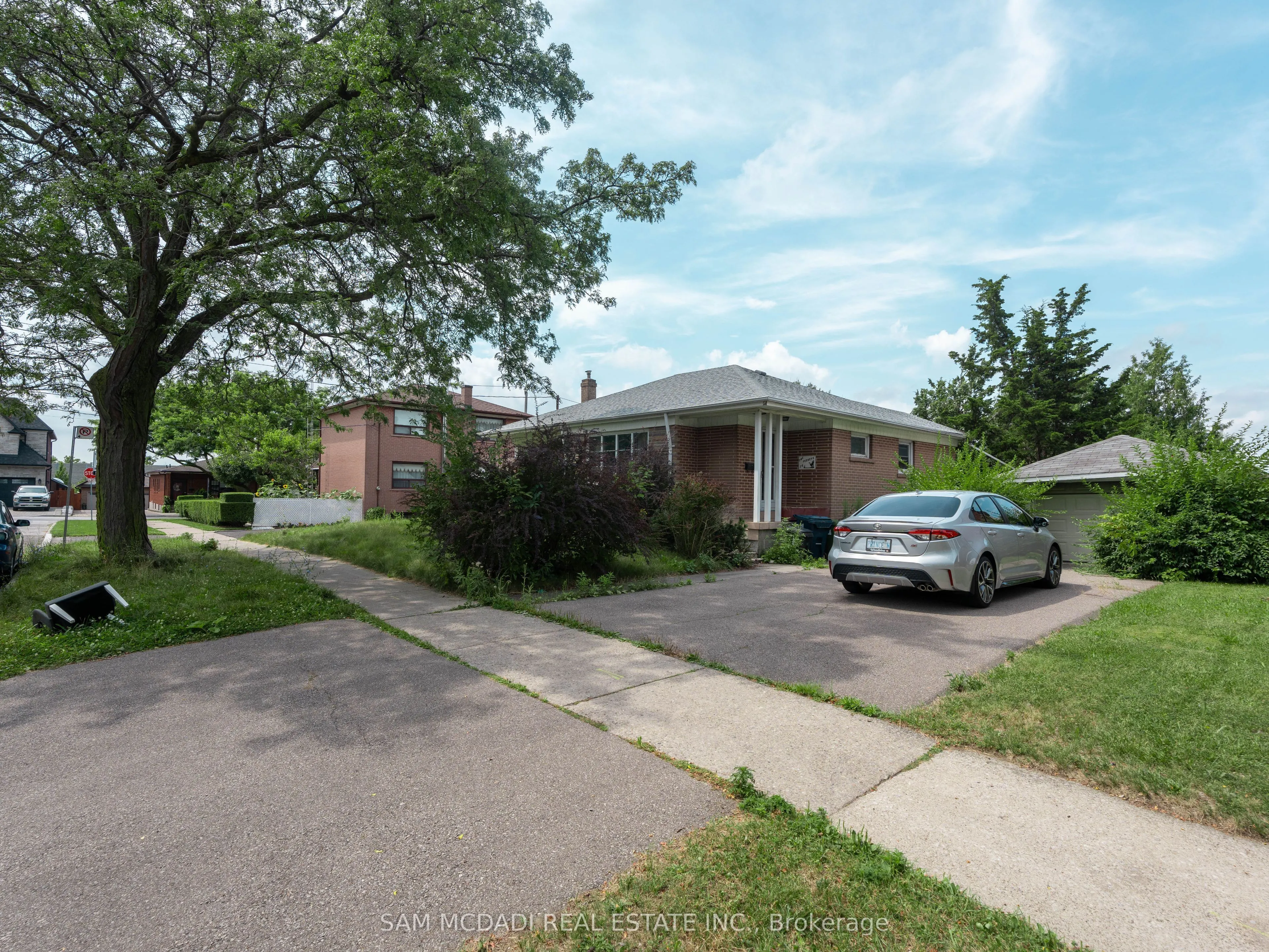 34 Highview Avenue