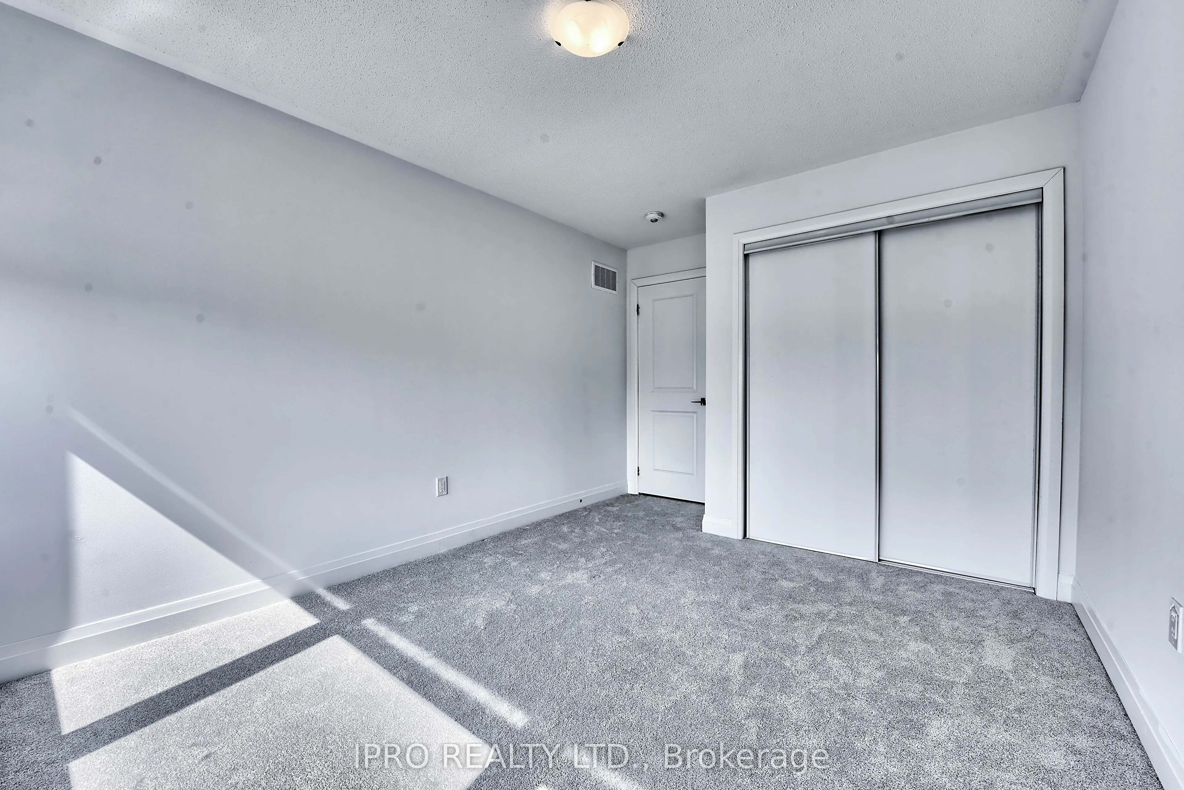 48 Windtree Way