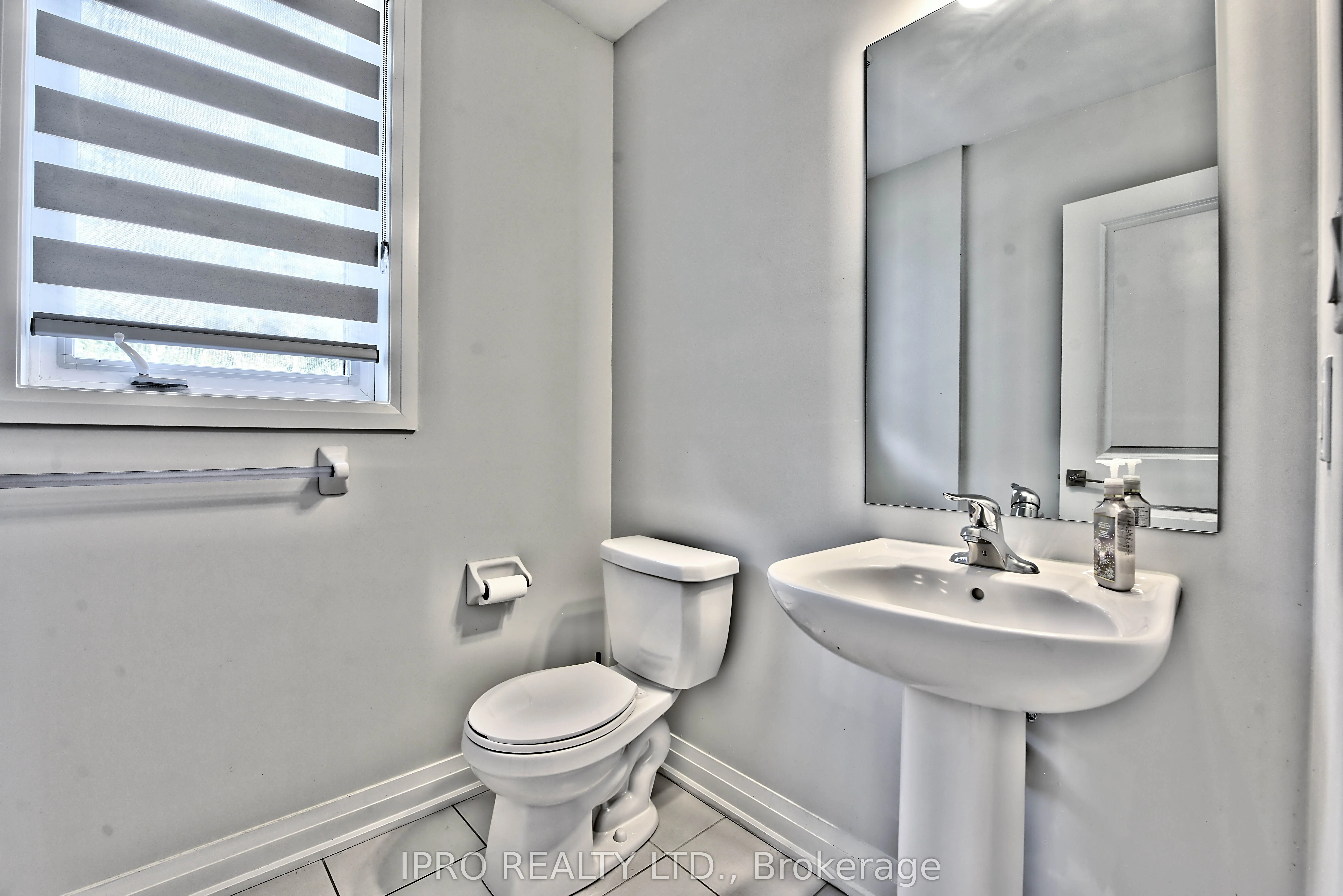 48 Windtree Way