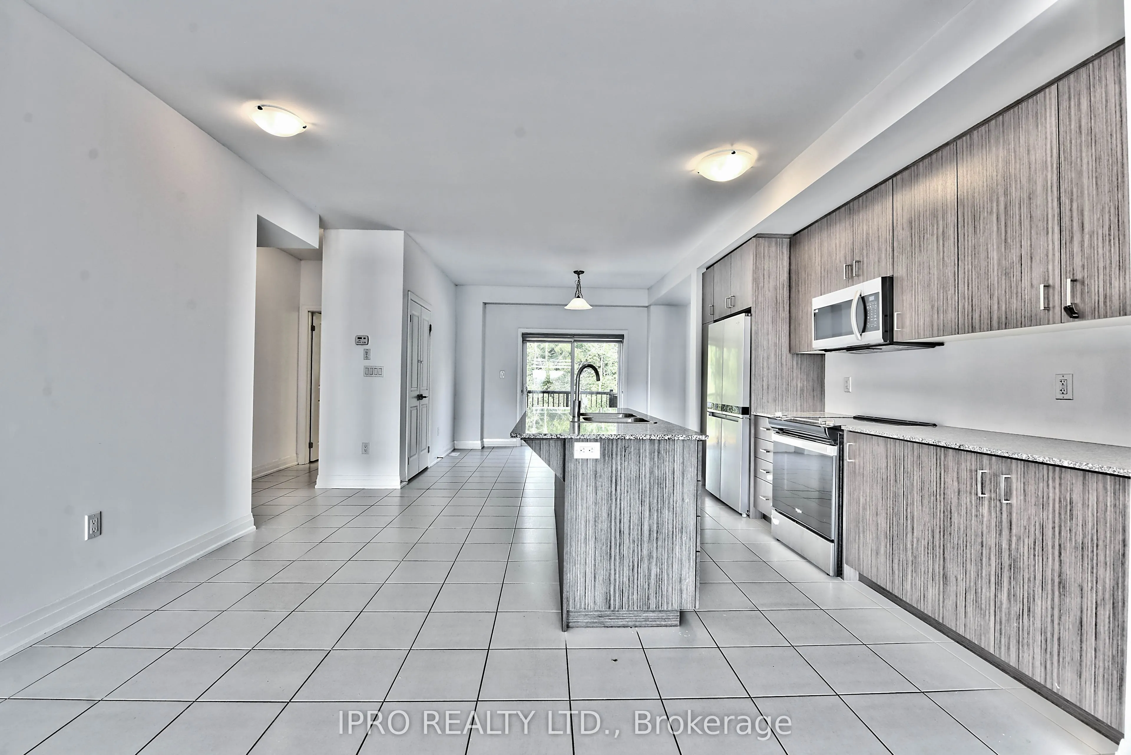 48 Windtree Way