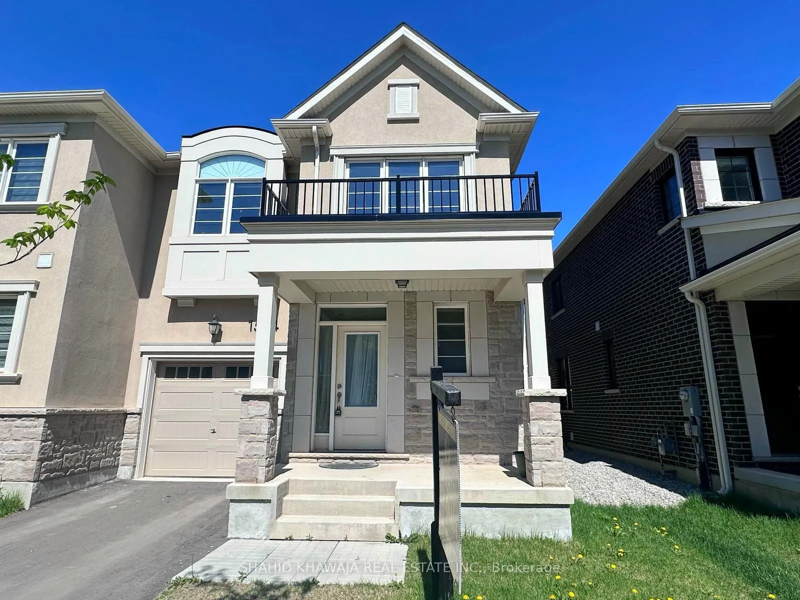 1564 Moira Crescent