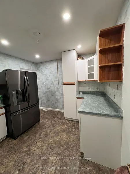 93 Greenbriar Road