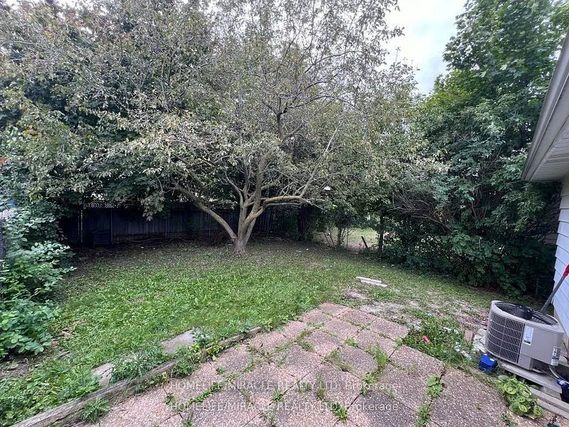 93 Greenbriar Road