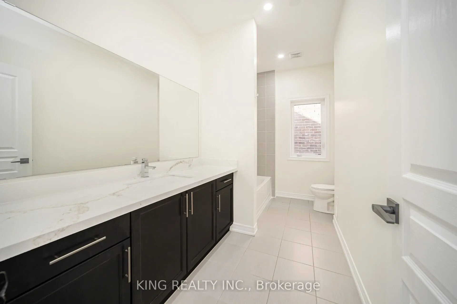 52 Haverstock Crescent