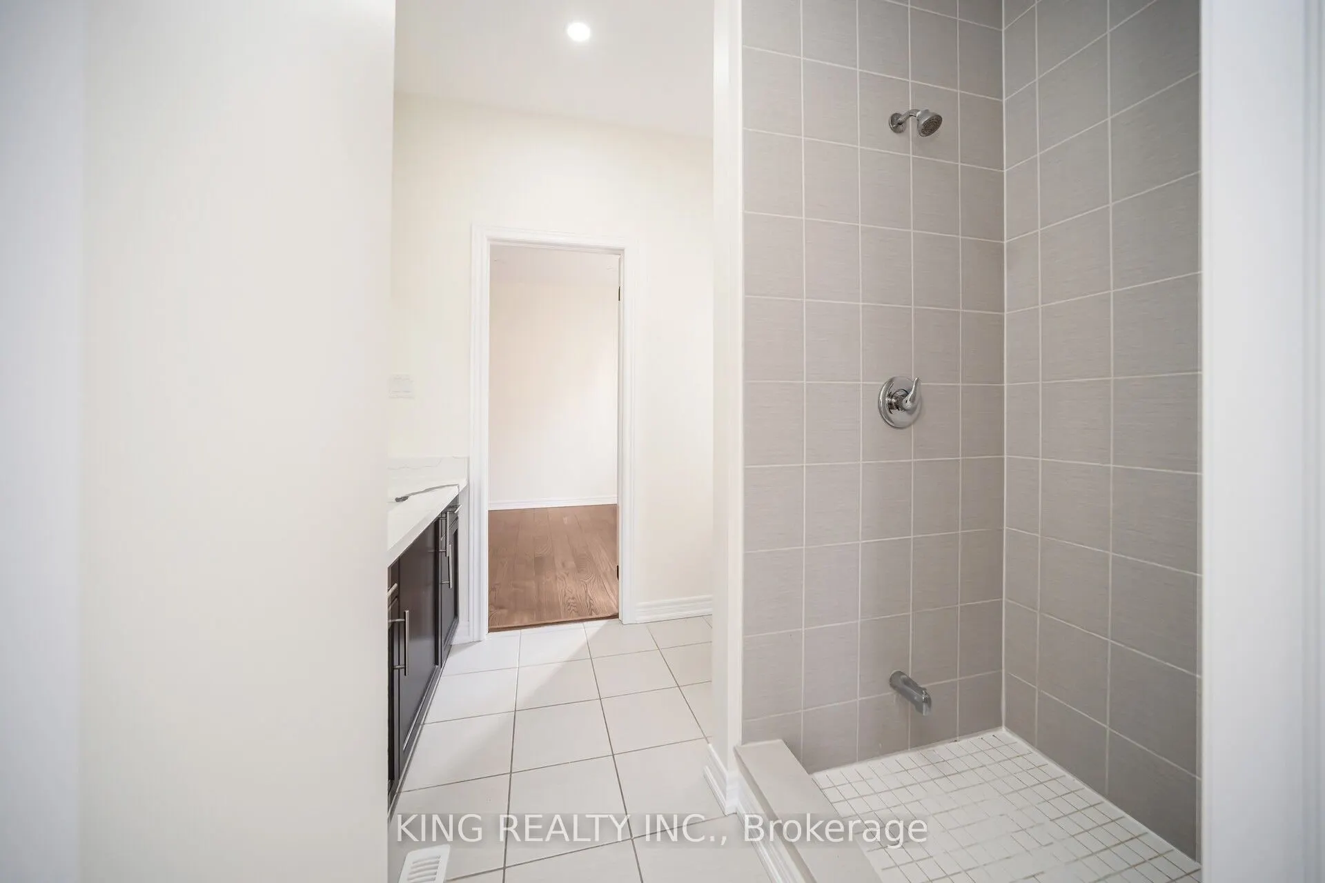 52 Haverstock Crescent