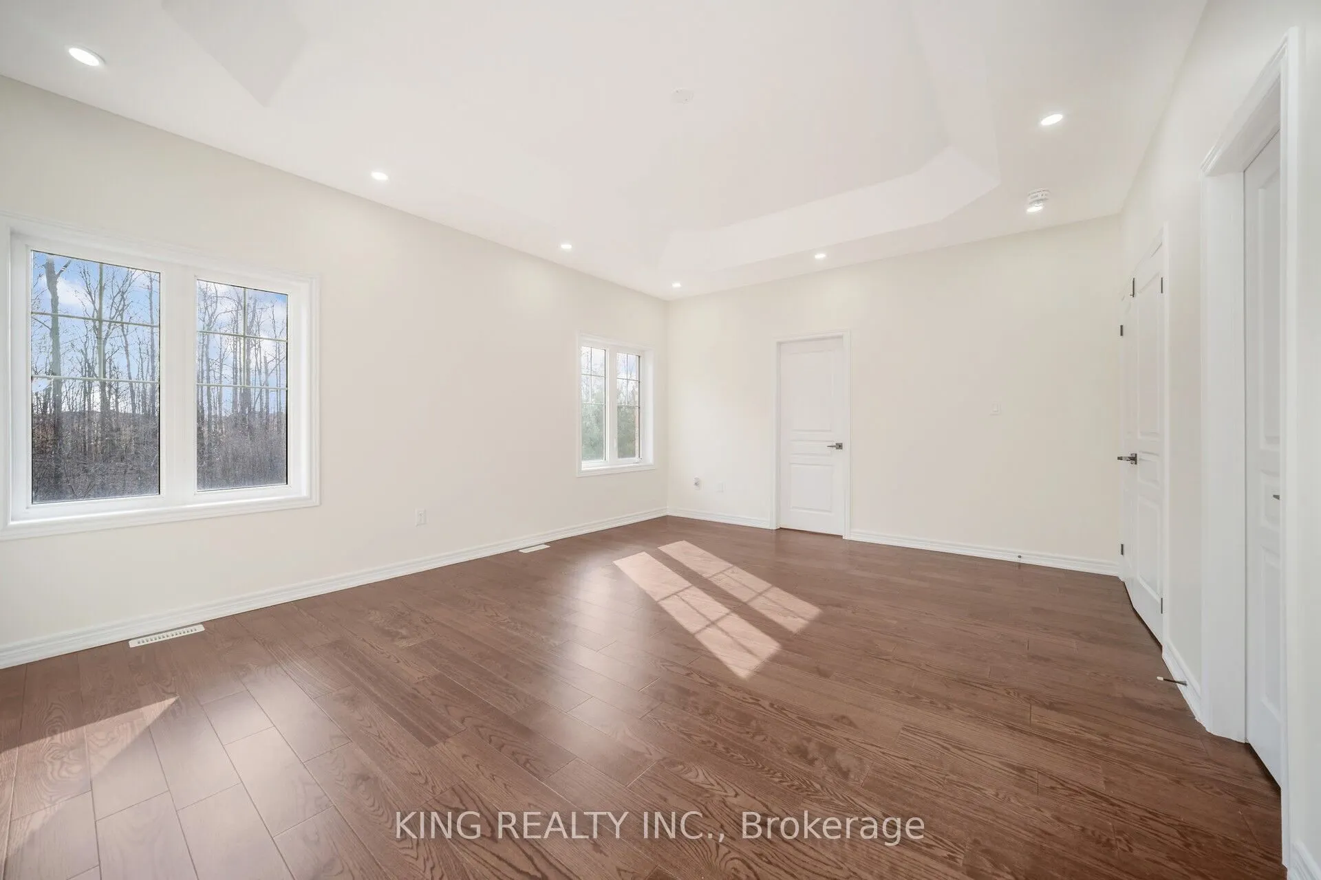 52 Haverstock Crescent