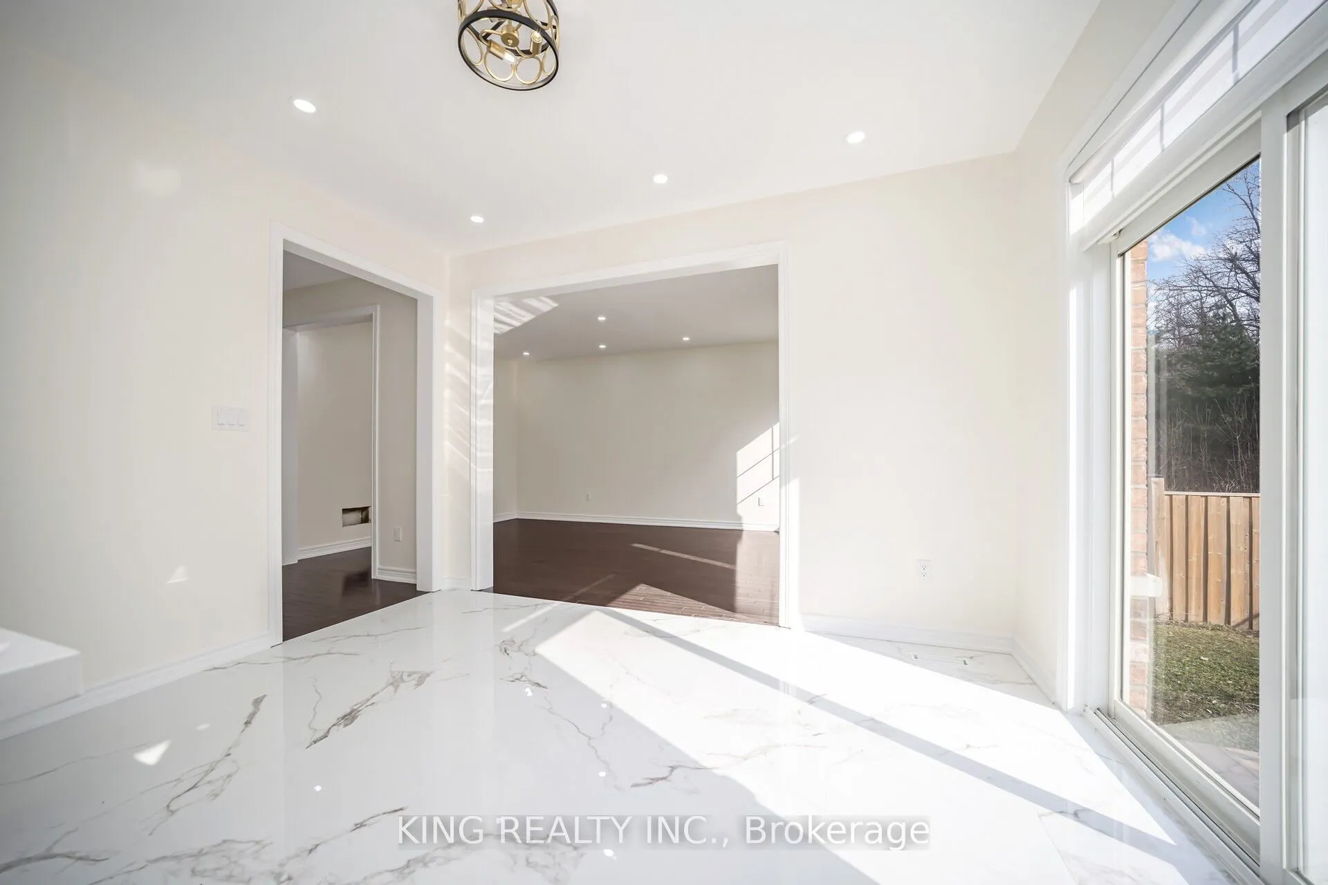 52 Haverstock Crescent