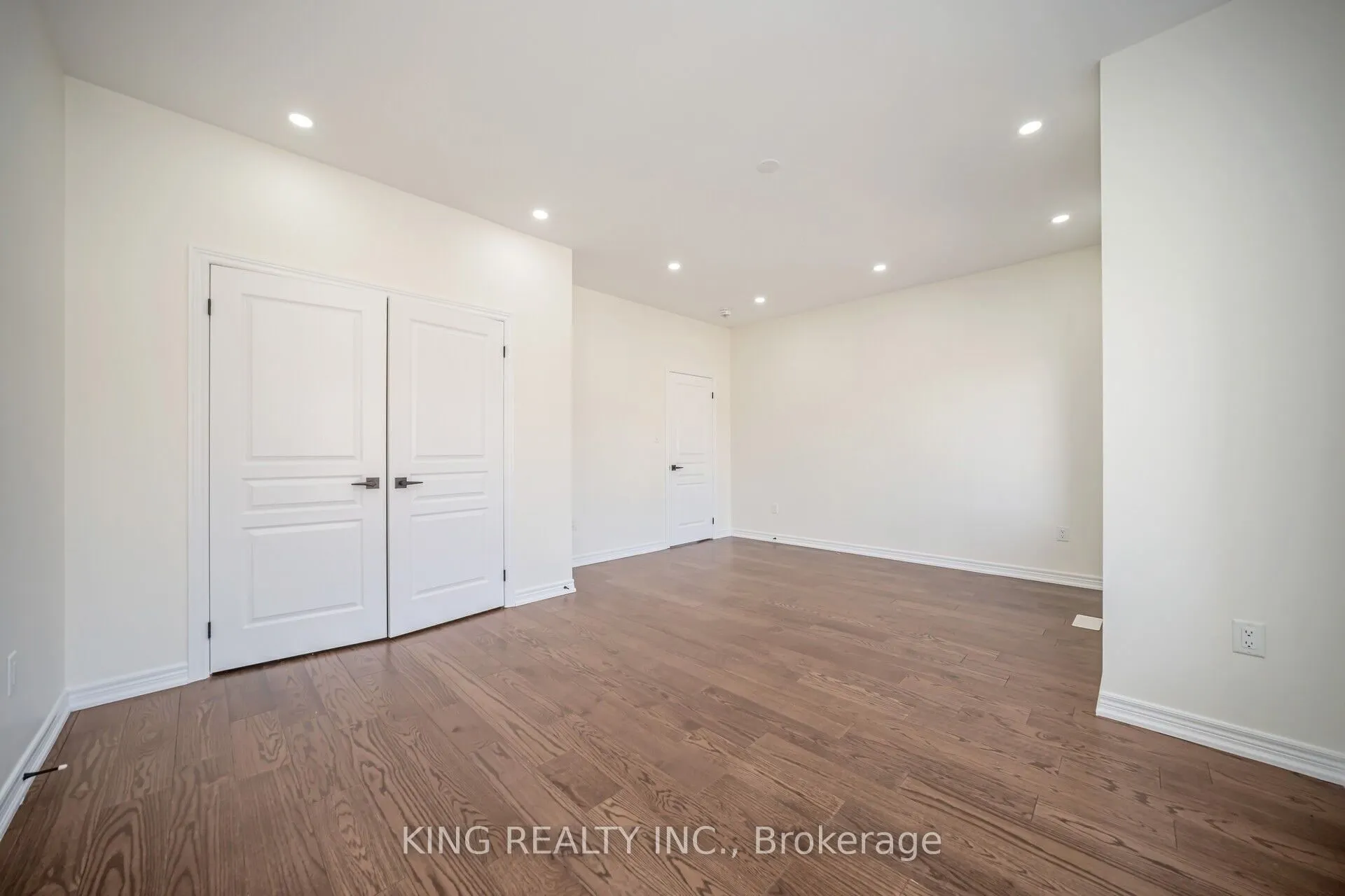 52 Haverstock Crescent