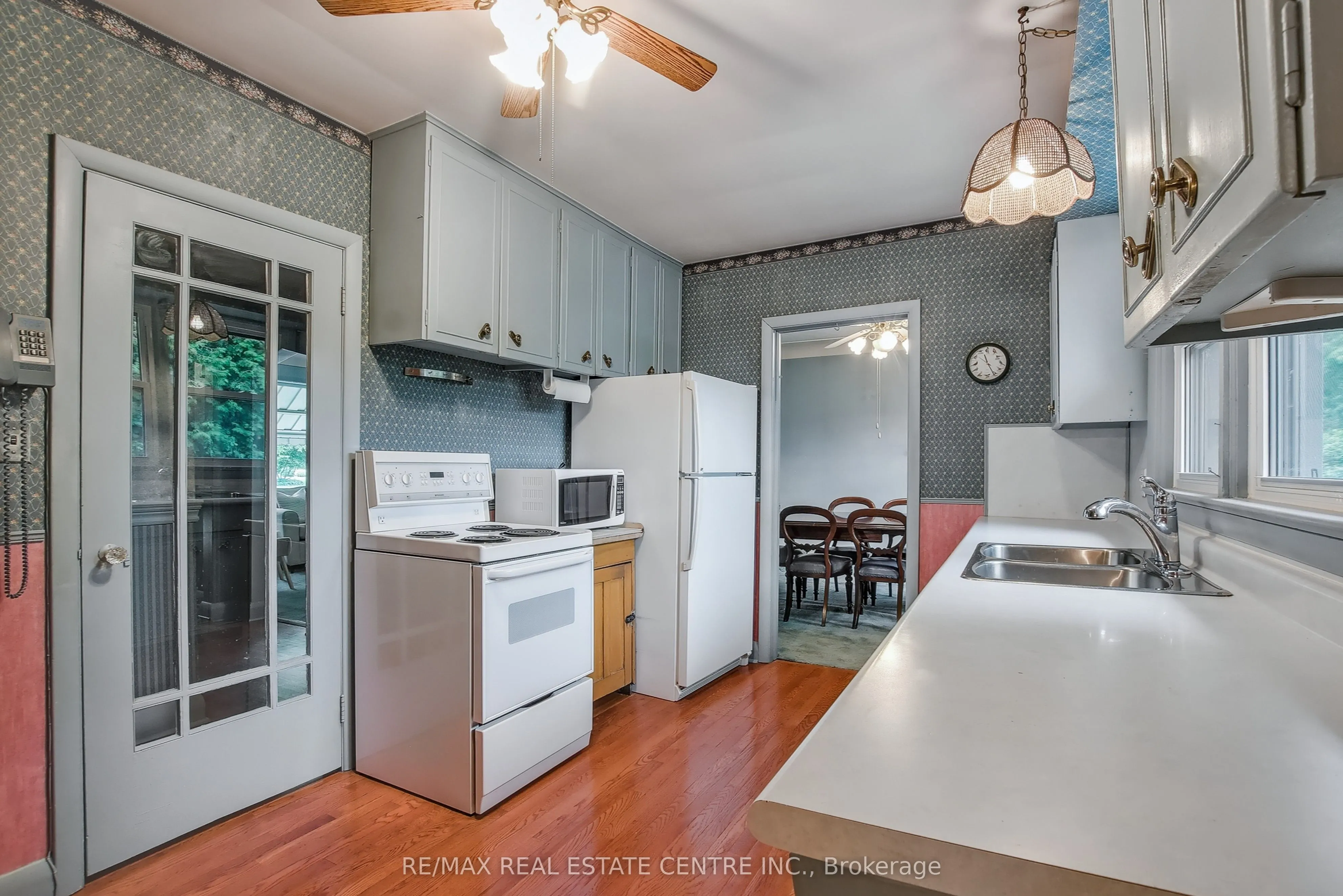 843 Eagle Drive