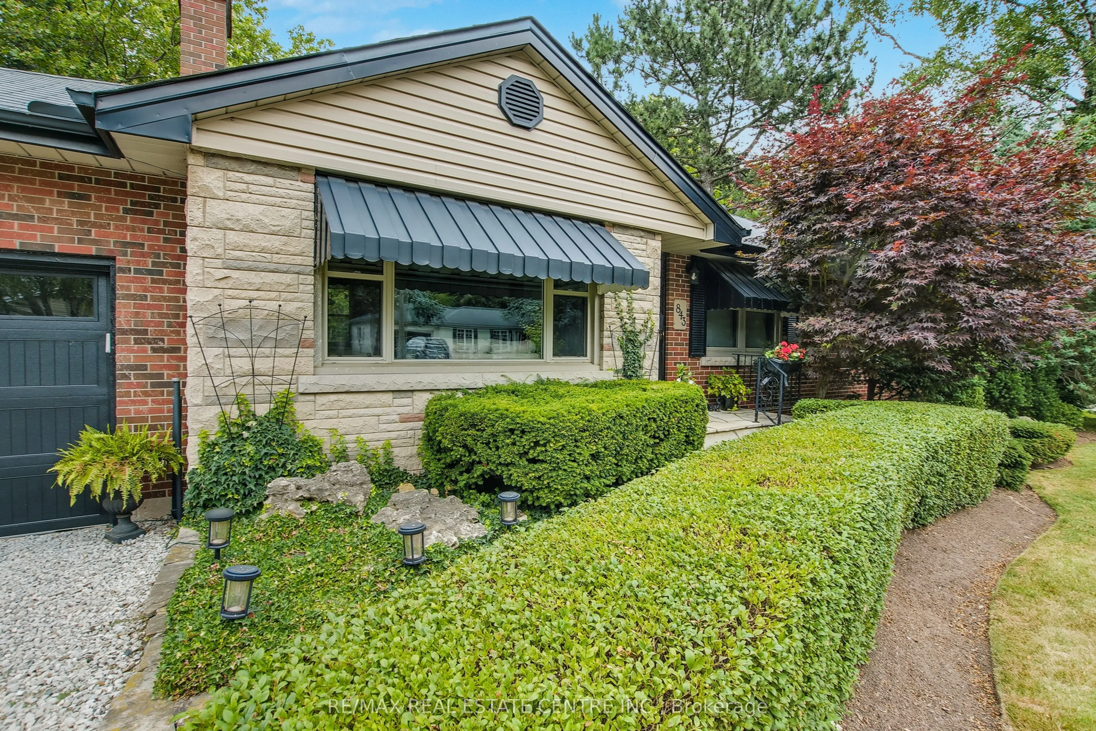 843 Eagle Drive